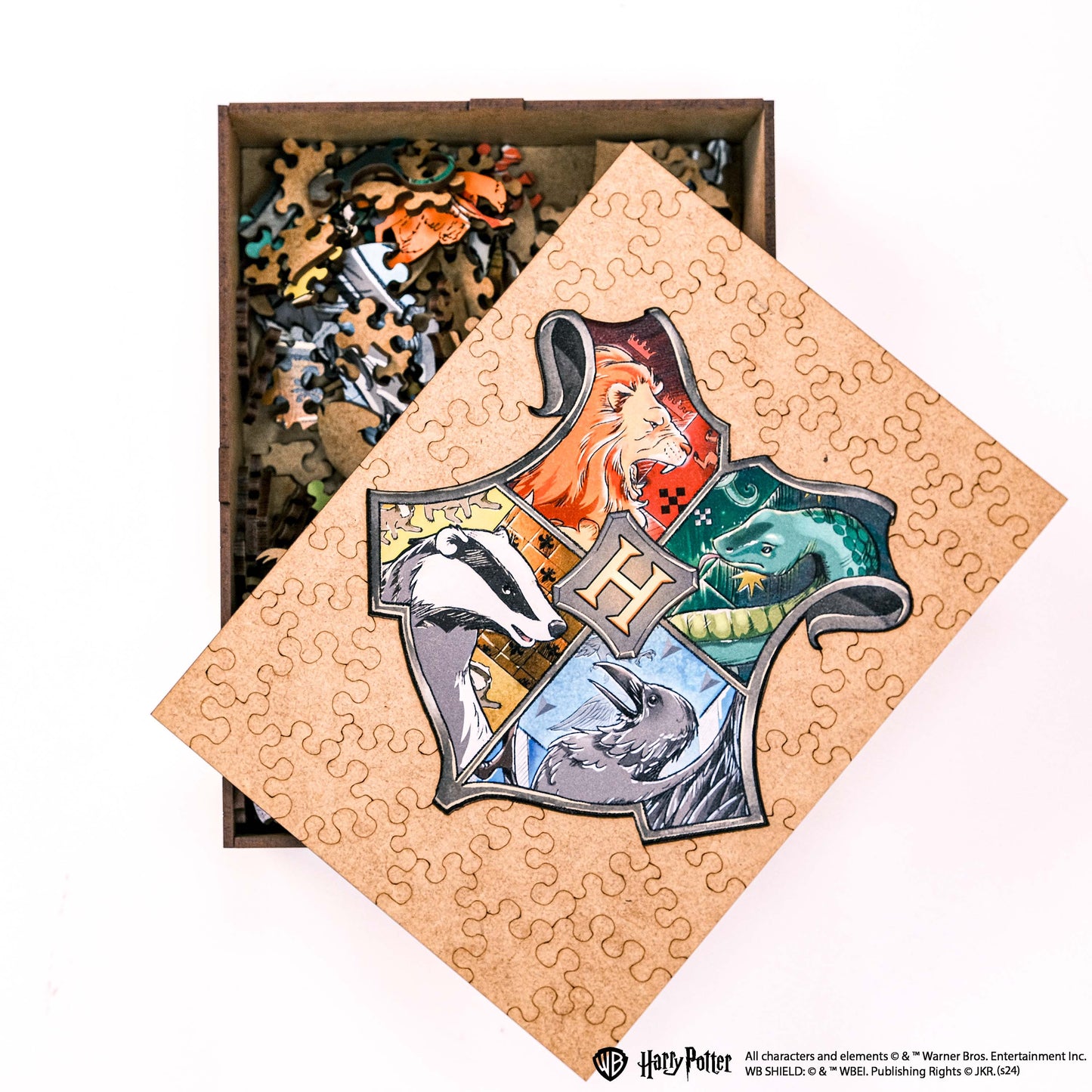 Wooden jigsaw puzzle Harry Potter Hogwarts™ Crest