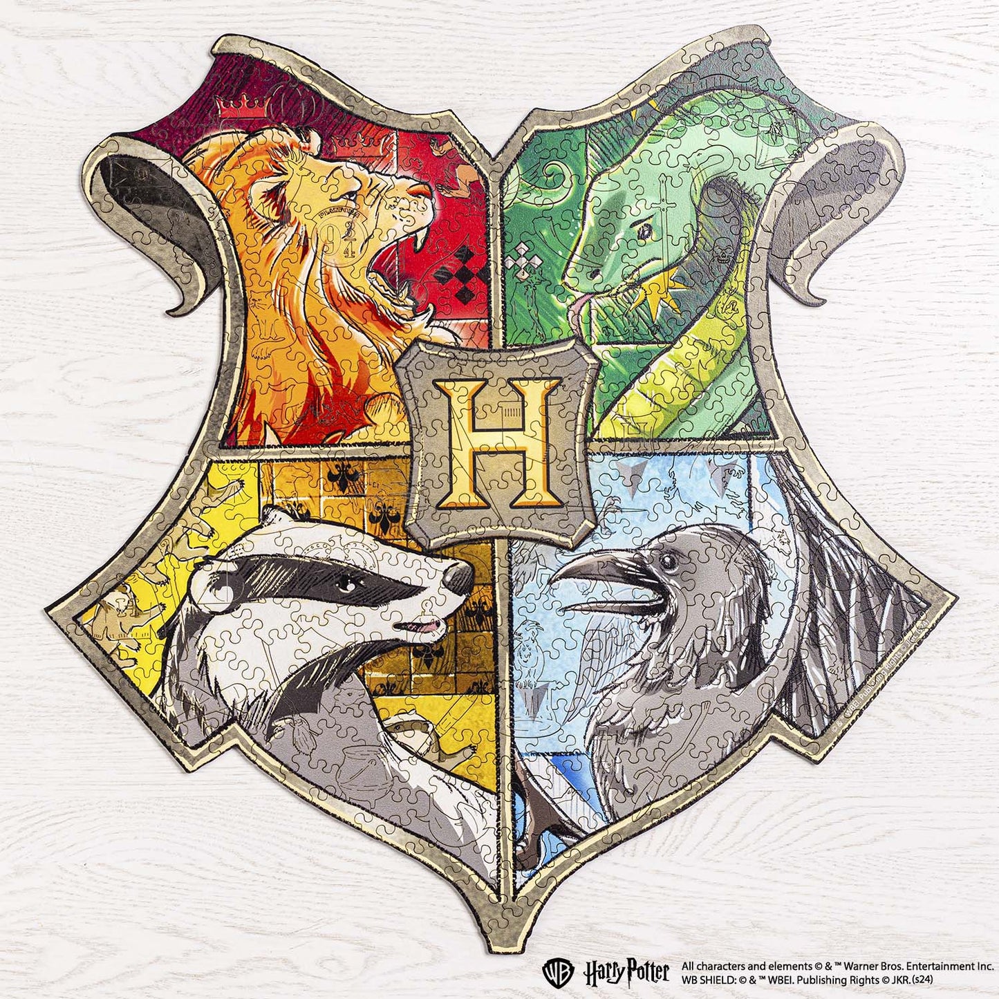 Wooden jigsaw puzzle Harry Potter Hogwarts™ Crest
