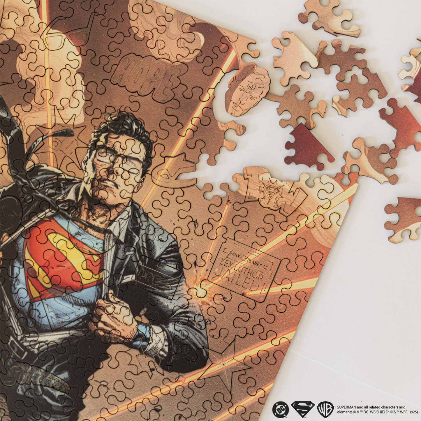 Wooden jigsaw puzzle DC Superman™ – Eye of the Storm