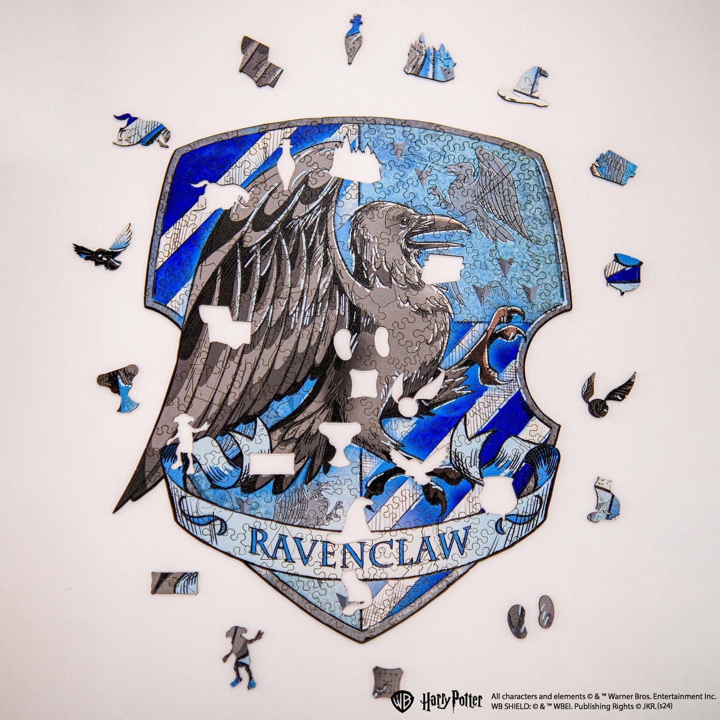 crest wooden puzzle