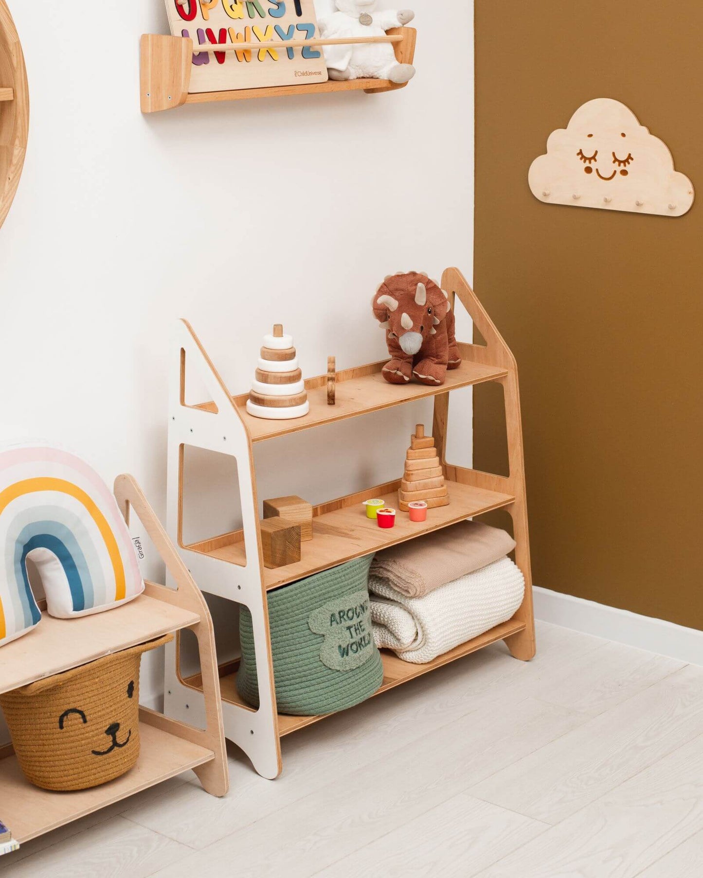 bookshelf toy