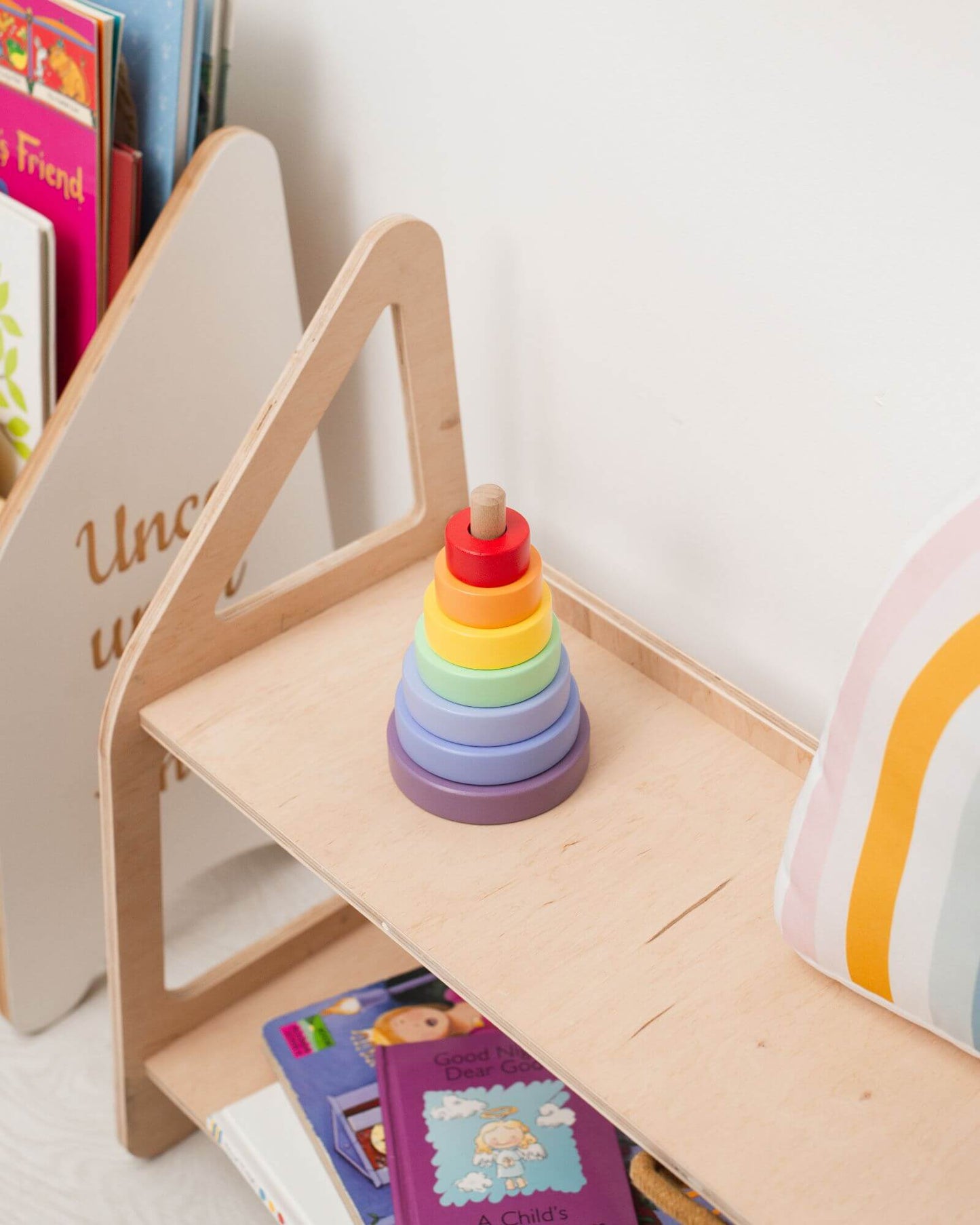 woody shelf kids
