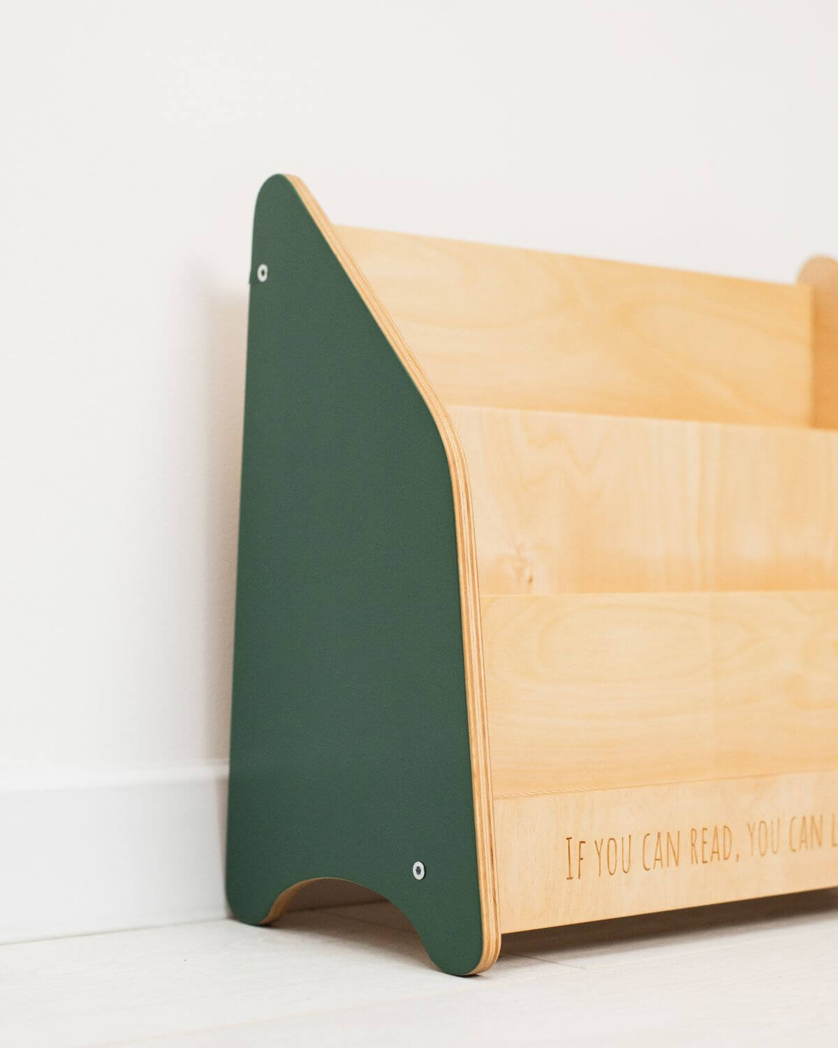 toddlers wooden shelf