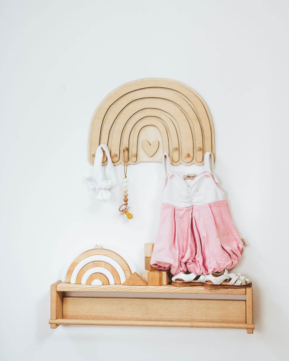 rainbow wall hanger