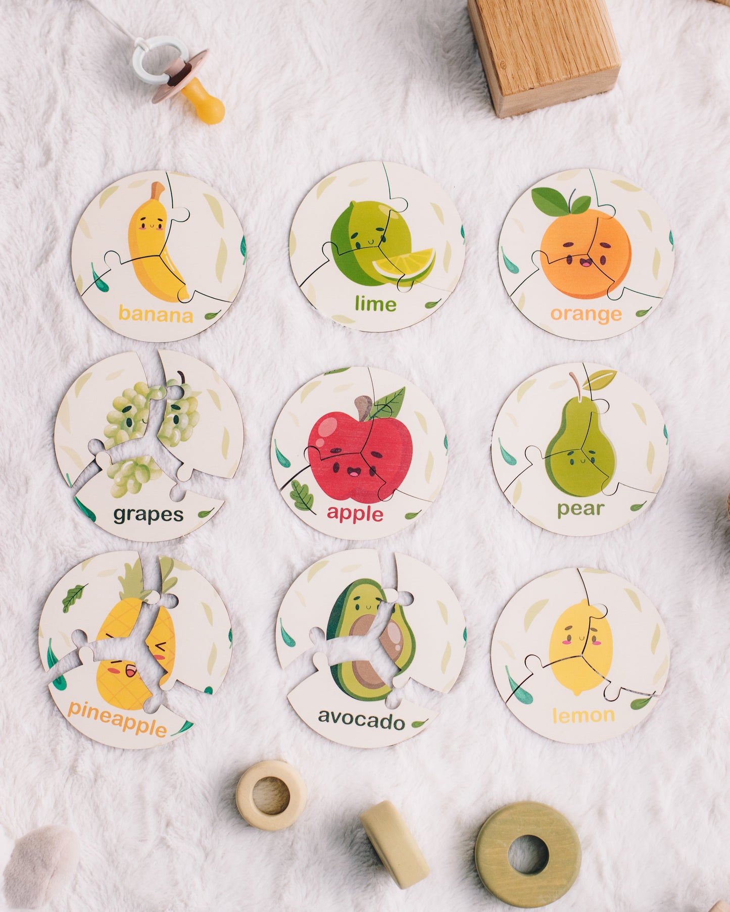 round fruits set