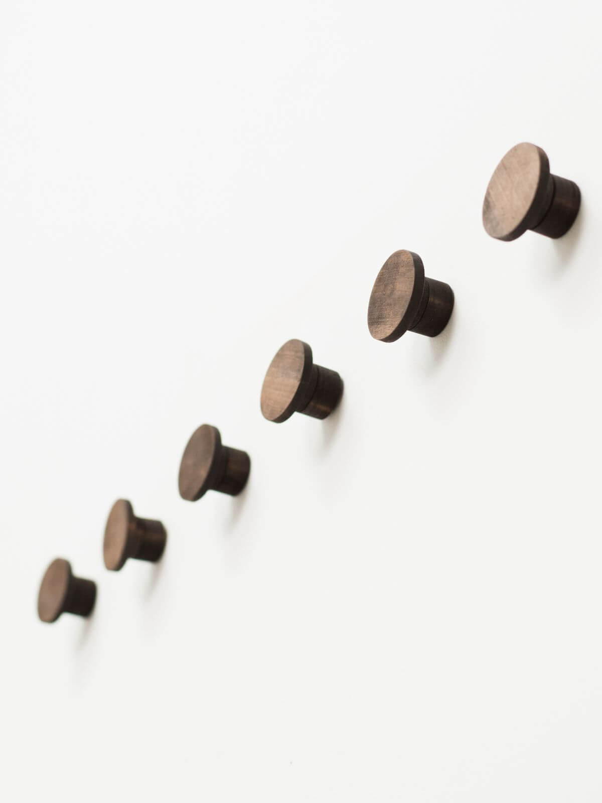 button wall hooks