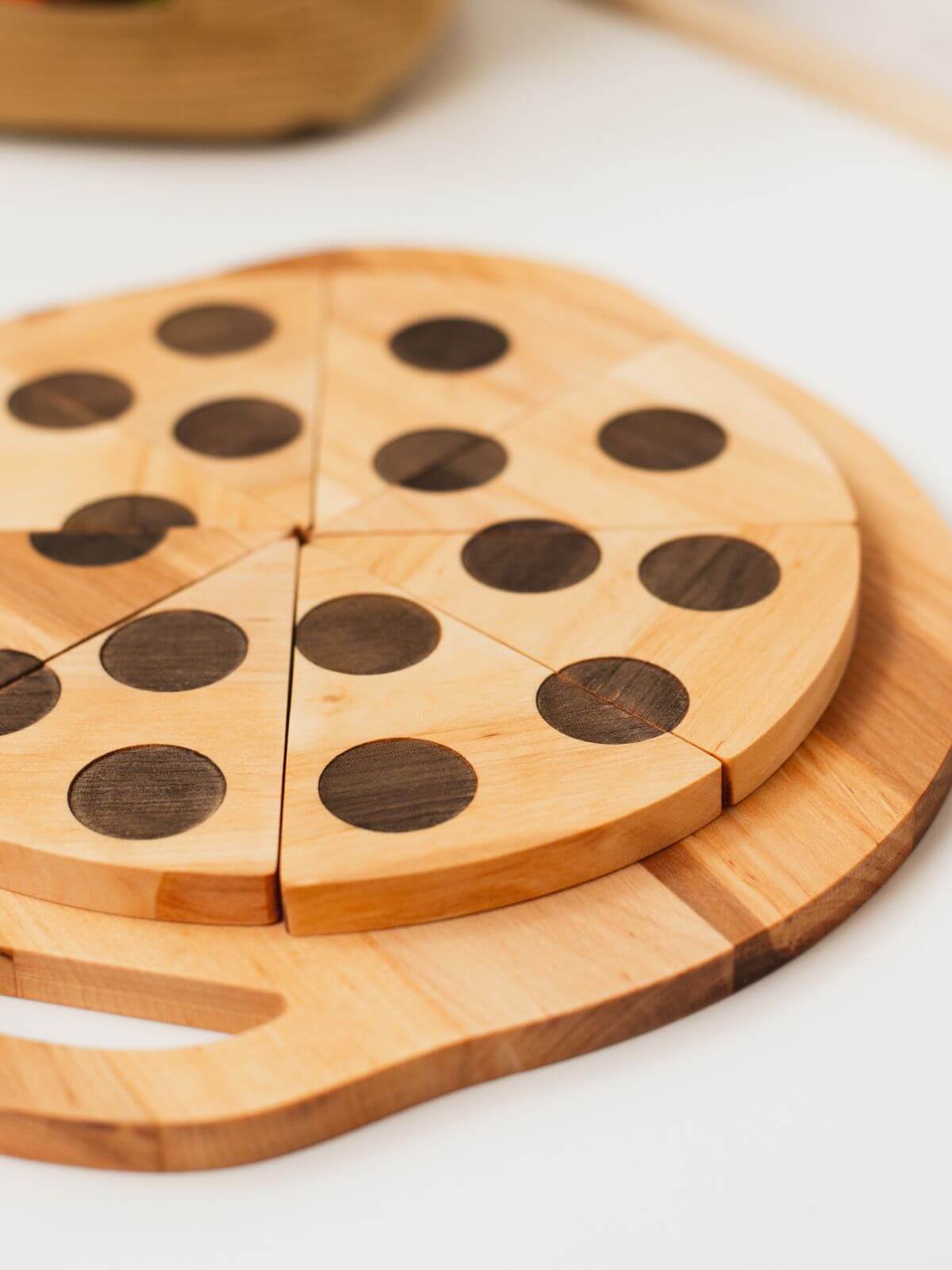 wooden pizza set