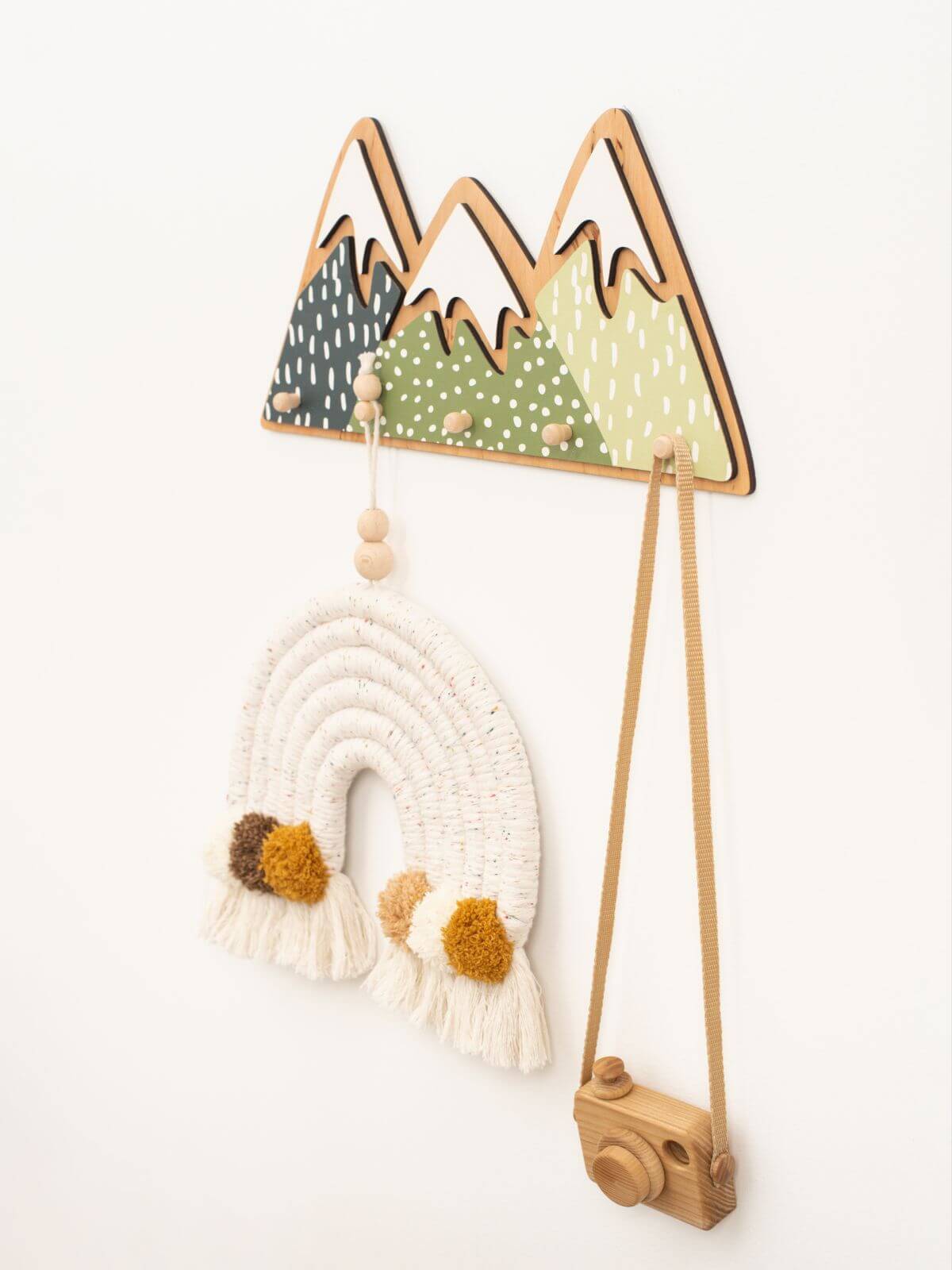 nursery wall hanger
