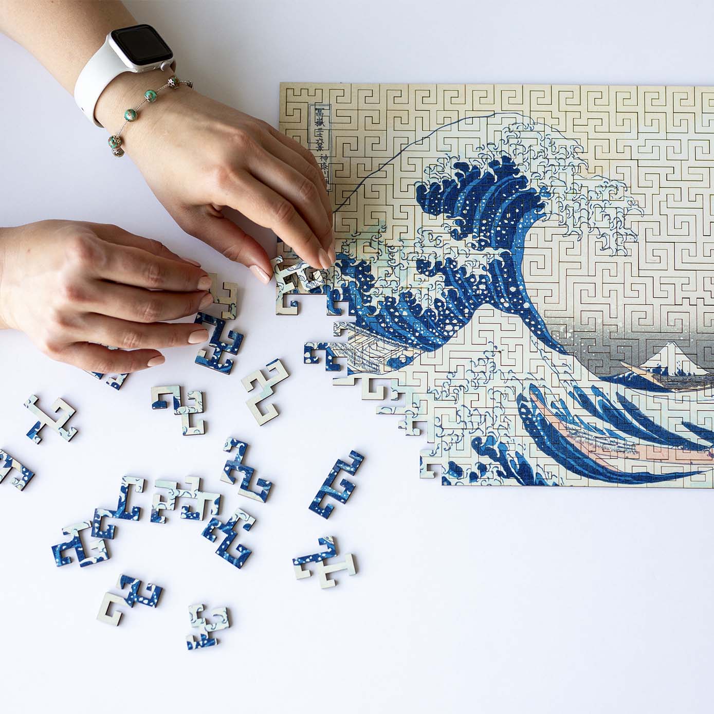 Wooden jigsaw maze puzzle The Great Wave Off Kanagawa (Hokusai)