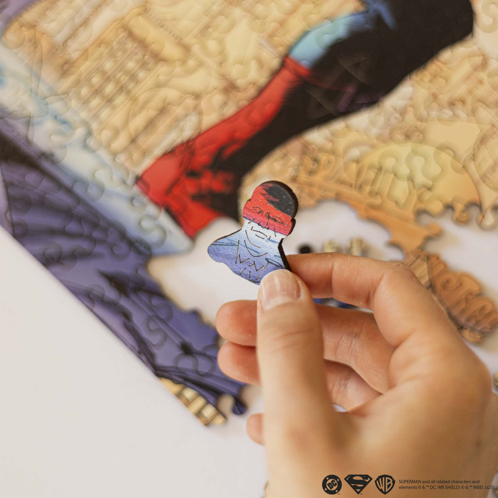 Wooden jigsaw puzzle DC Superman™ – Protector of Metropolis