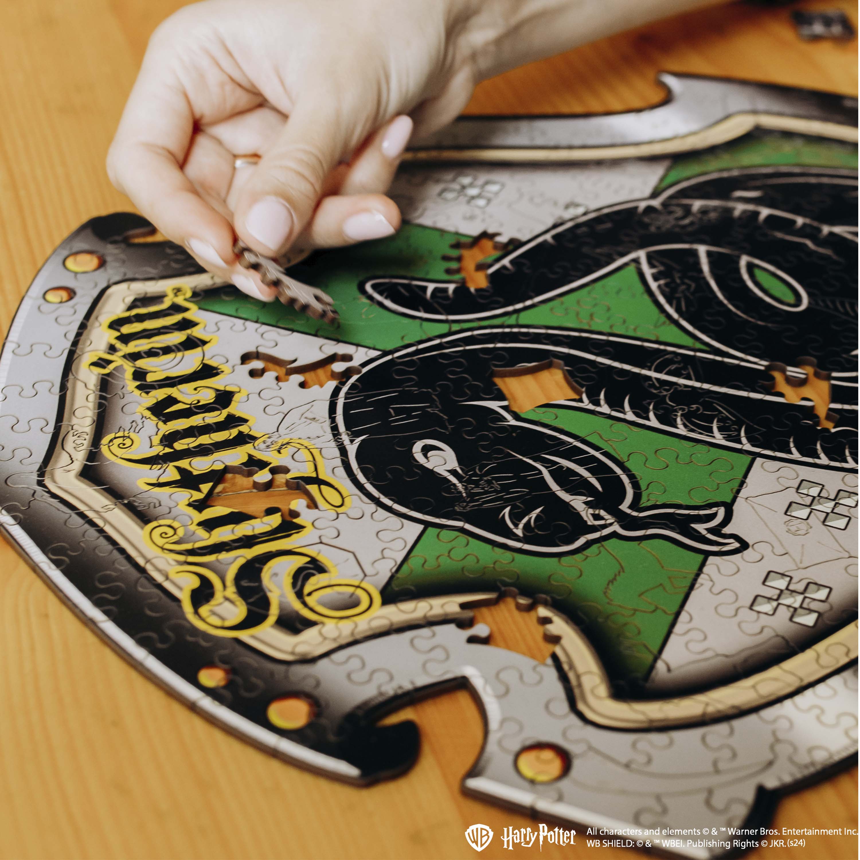 Wooden jigsaw puzzle Harry Potter Slytherin™