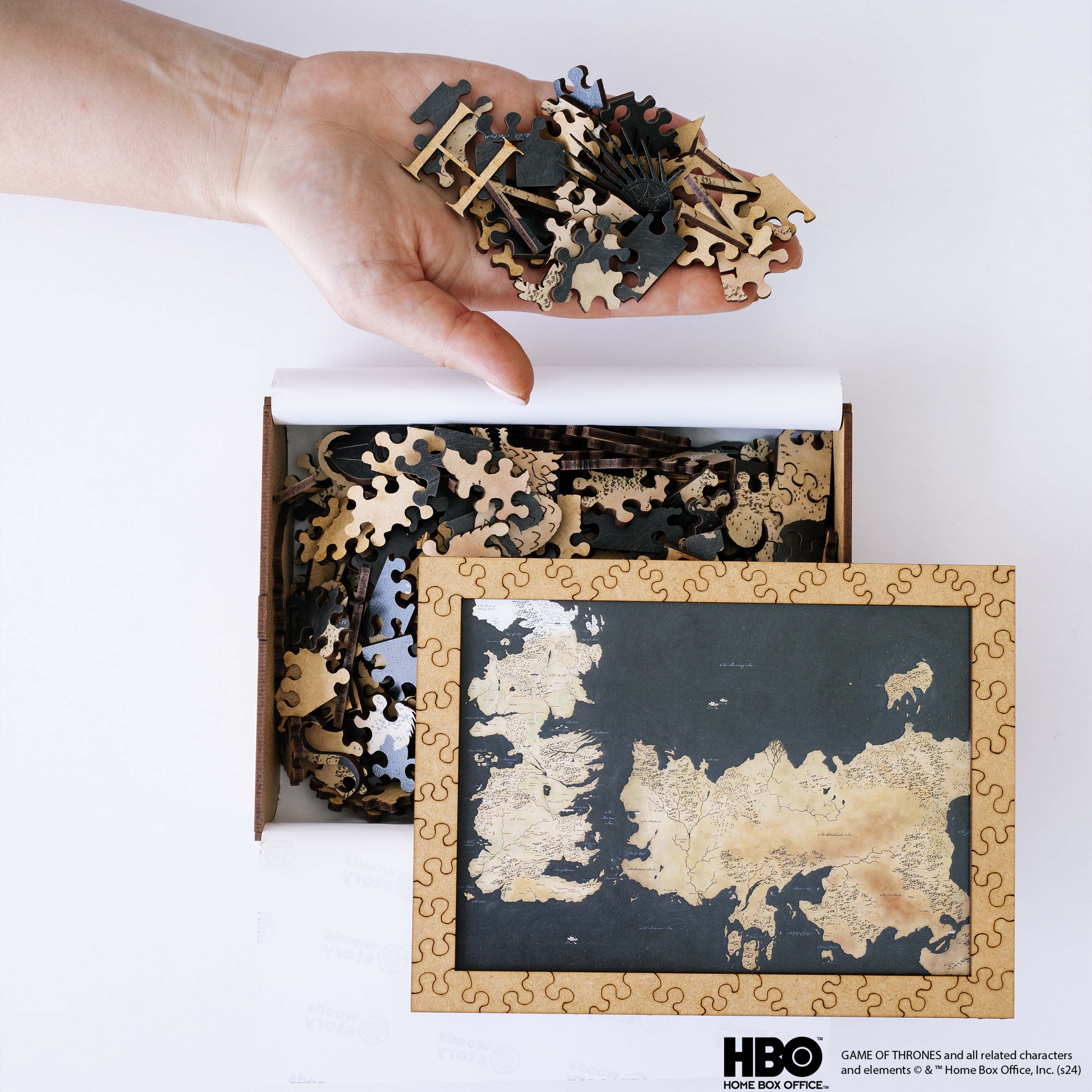 Wooden jigsaw puzzle Game of Thrones™ Westeros map