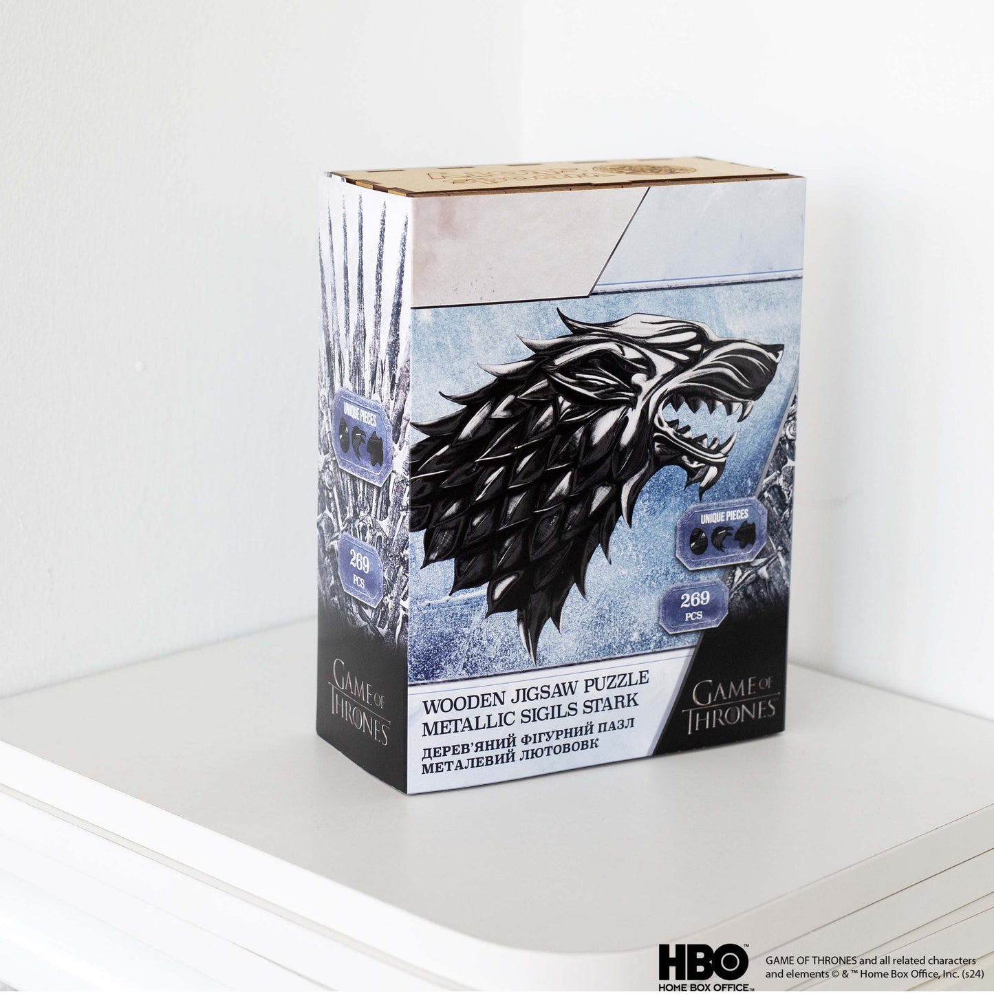 Wooden jigsaw puzzle Game of Thrones™ Metallic Sigils Stark