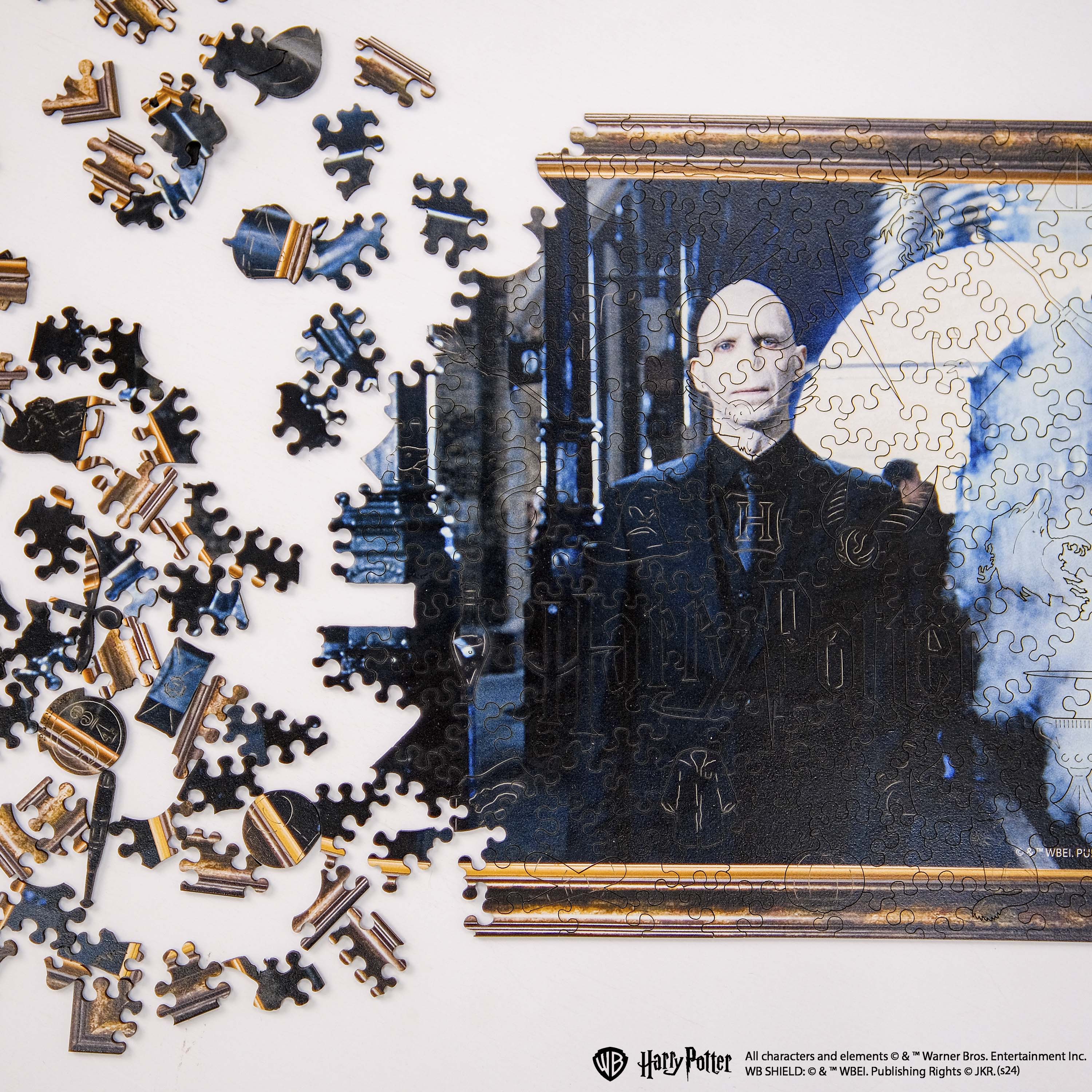 Wooden jigsaw puzzle Harry Potter Voldemort ™
