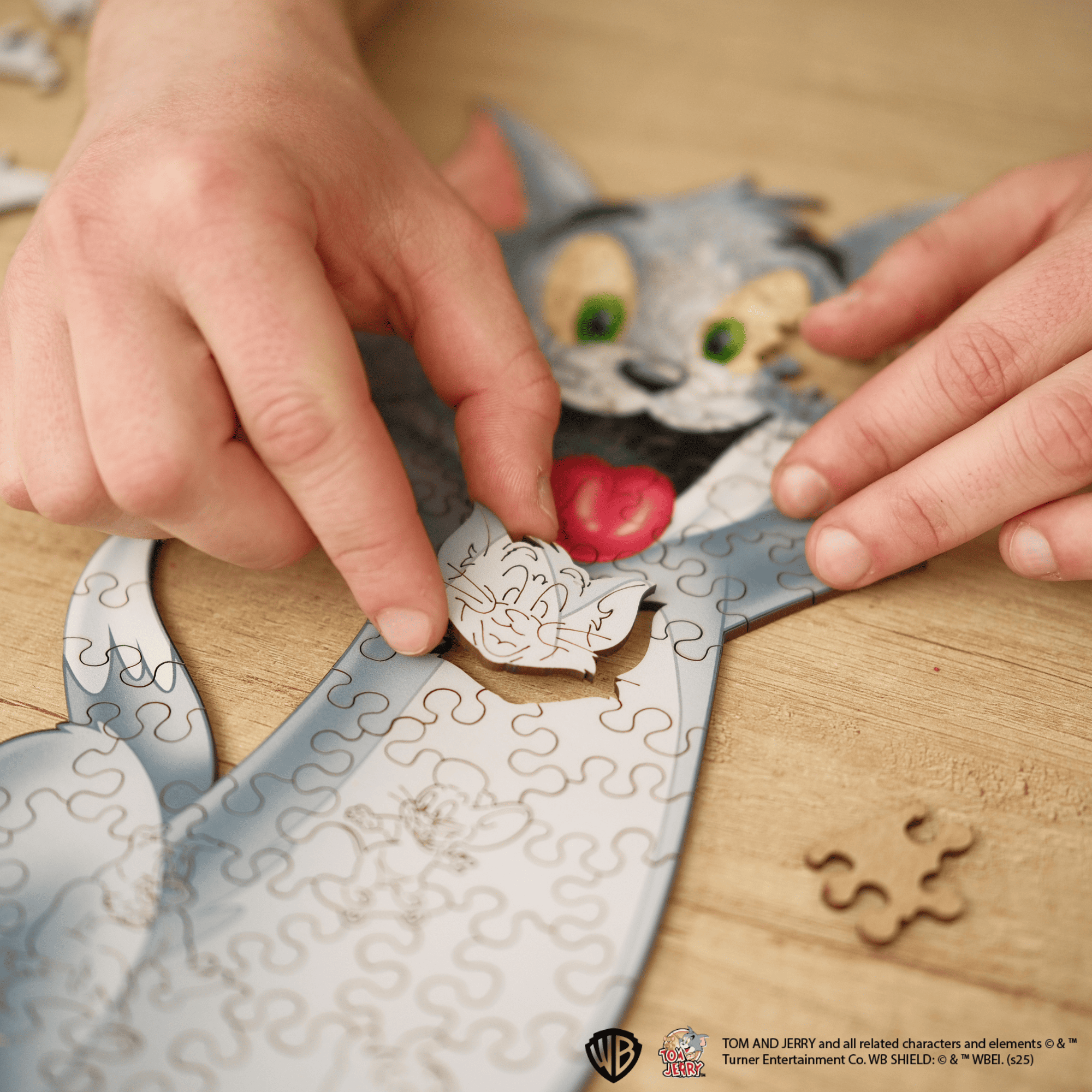 Wooden jigsaw puzzle Tom & Jerry™ – Tom
