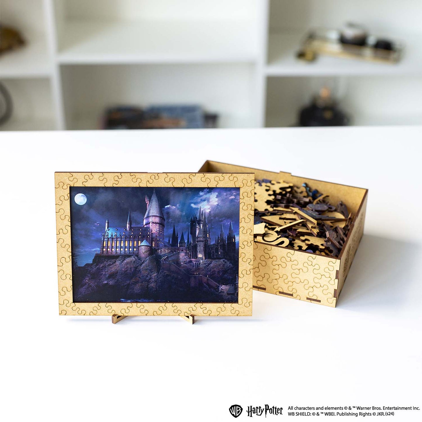 Wooden jigsaw puzzle Harry Potter Hogwarts Castle Night™