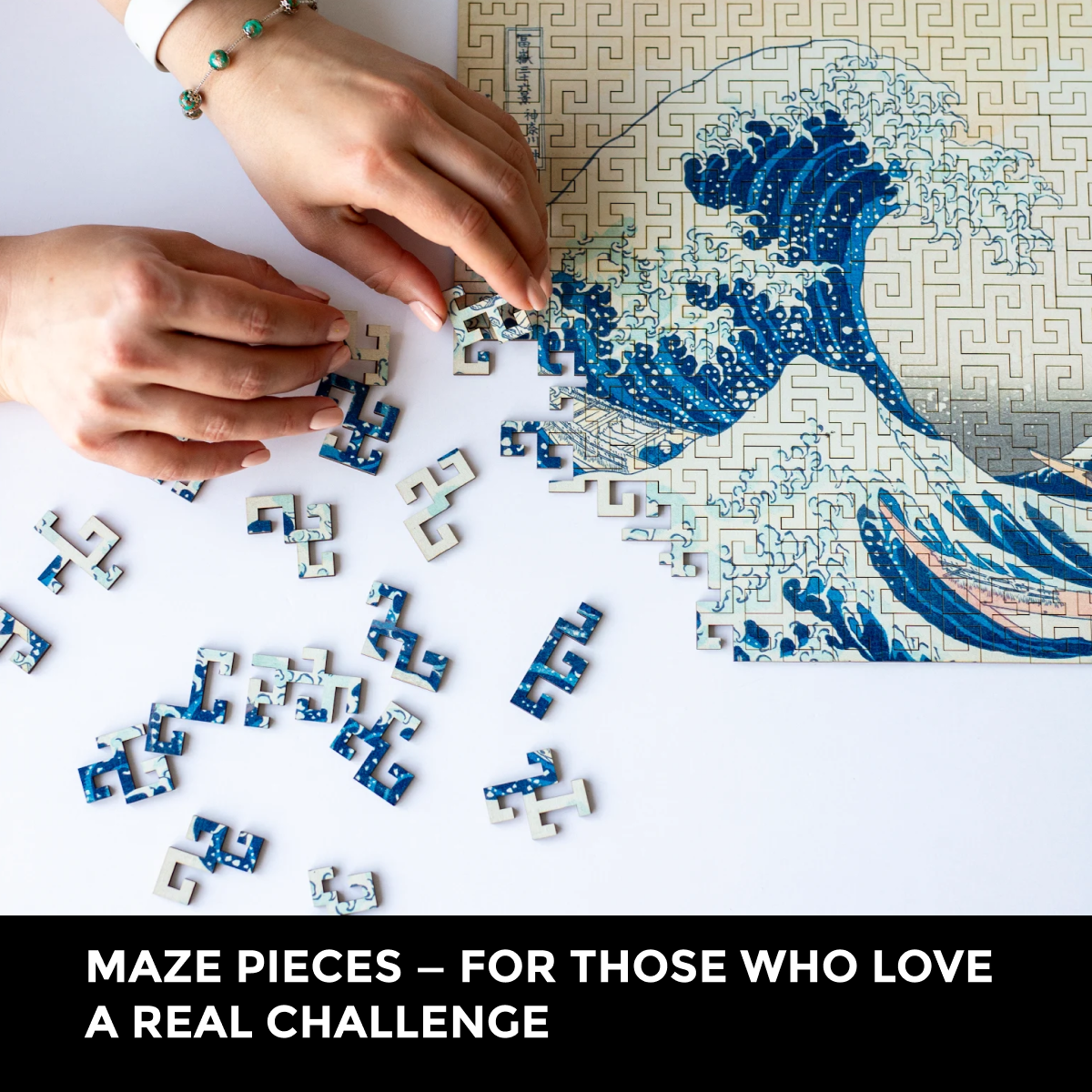 Wooden jigsaw maze puzzle The Great Wave Off Kanagawa (Hokusai)