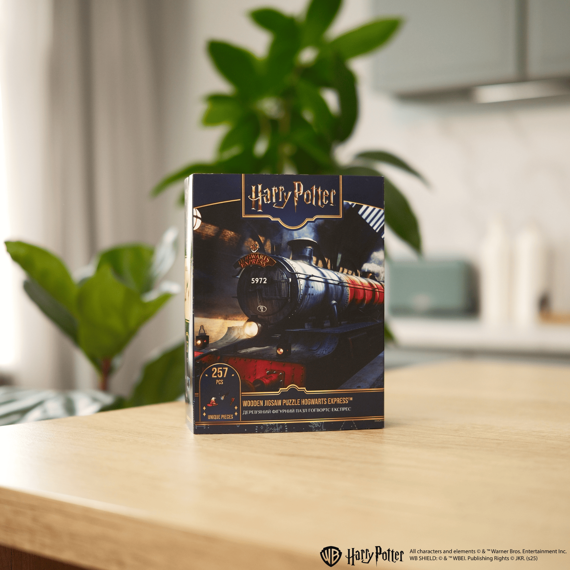 Wooden jigsaw puzzle Harry Potter Hogwarts Express™