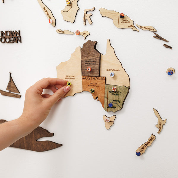 3D Wooden World Map Nature (B2B)