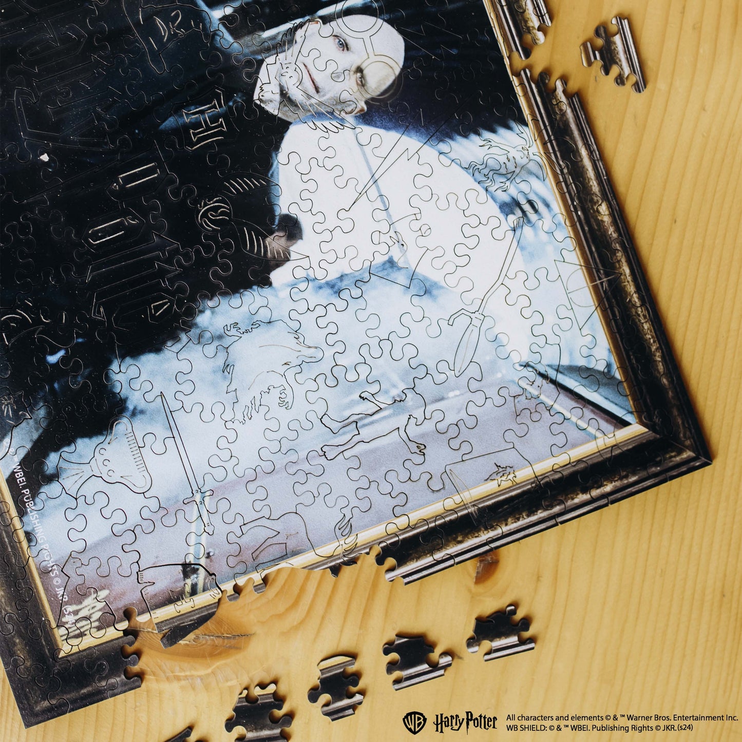 Wooden jigsaw puzzle Harry Potter Voldemort ™