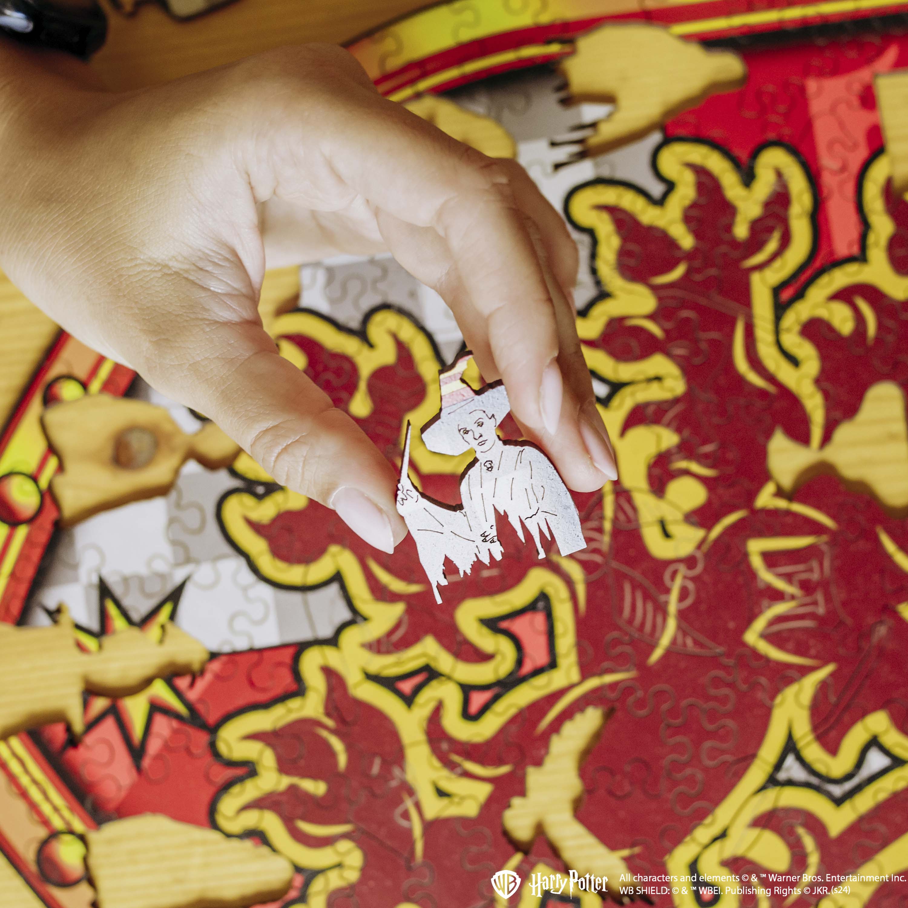 Wooden jigsaw puzzle Harry Potter Gryffindor™
