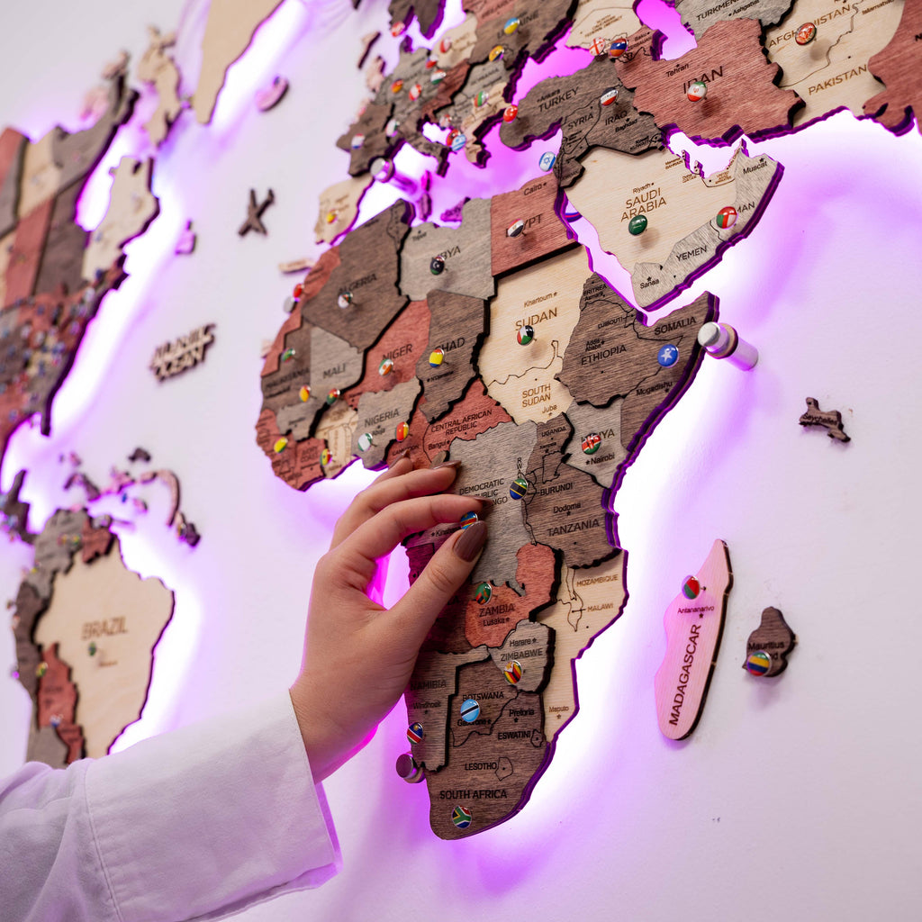light up world map