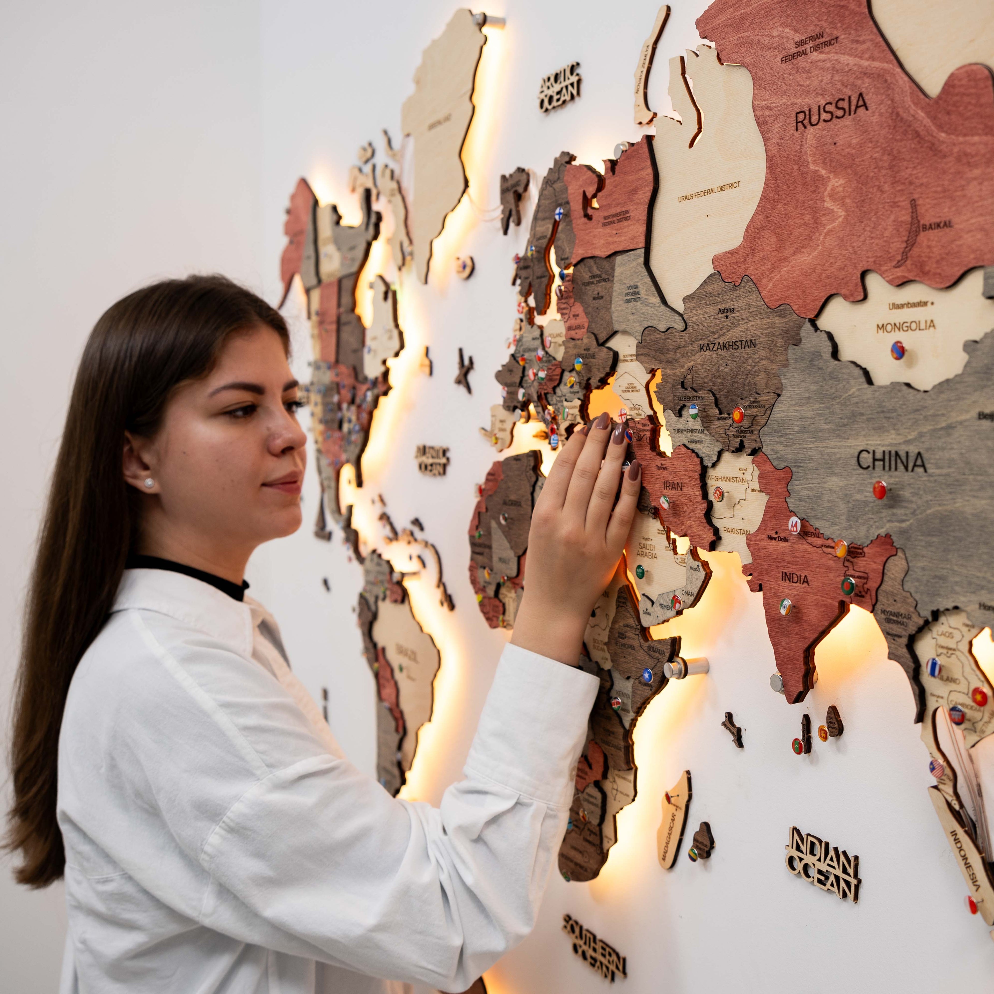 light up world map