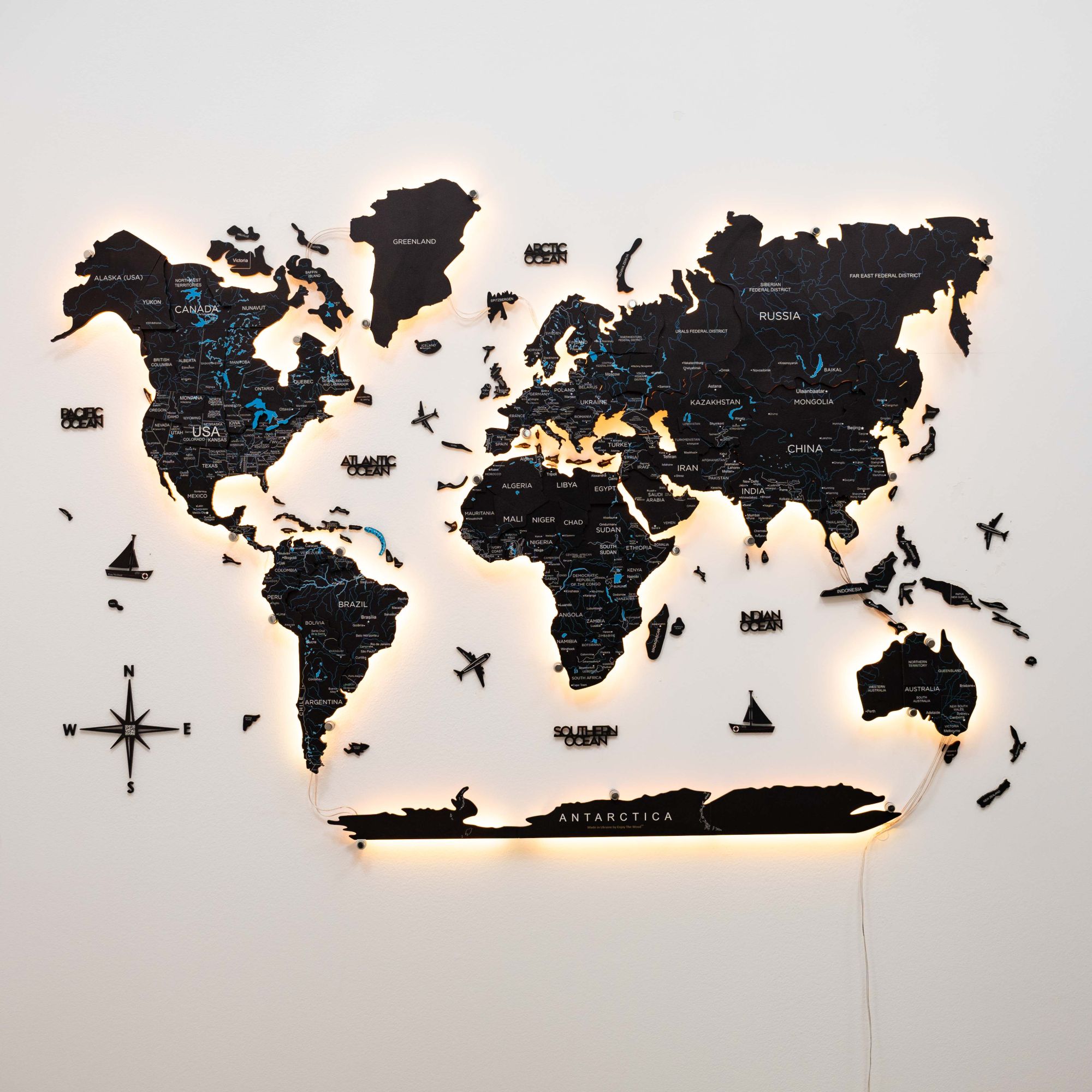 led wooden world map backlight