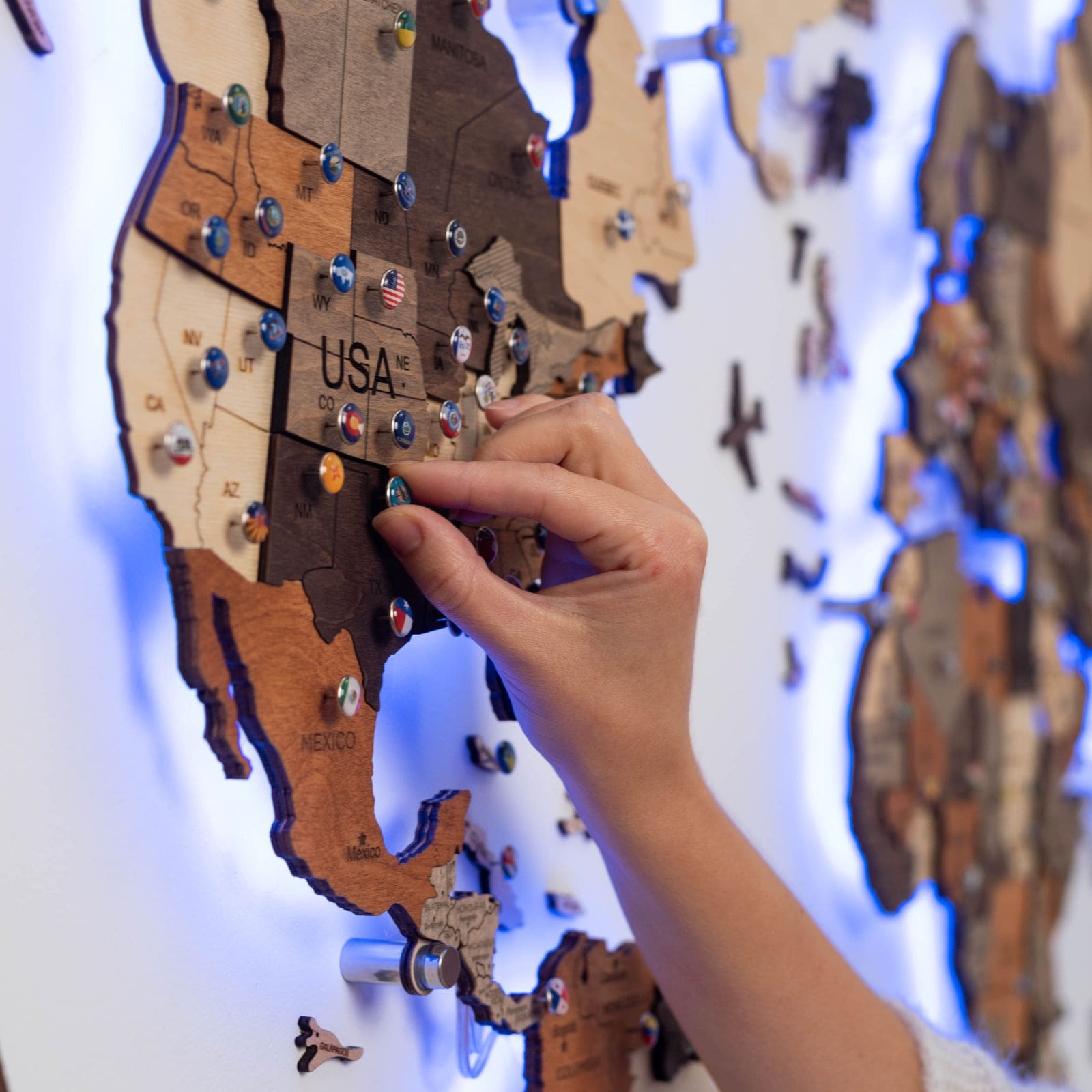 light up world map