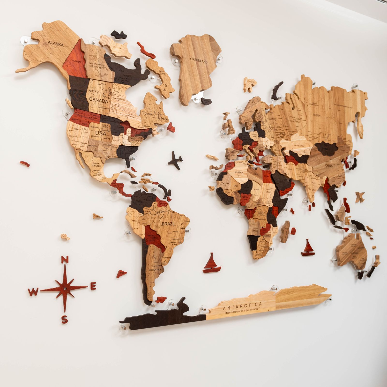 light up map in wood