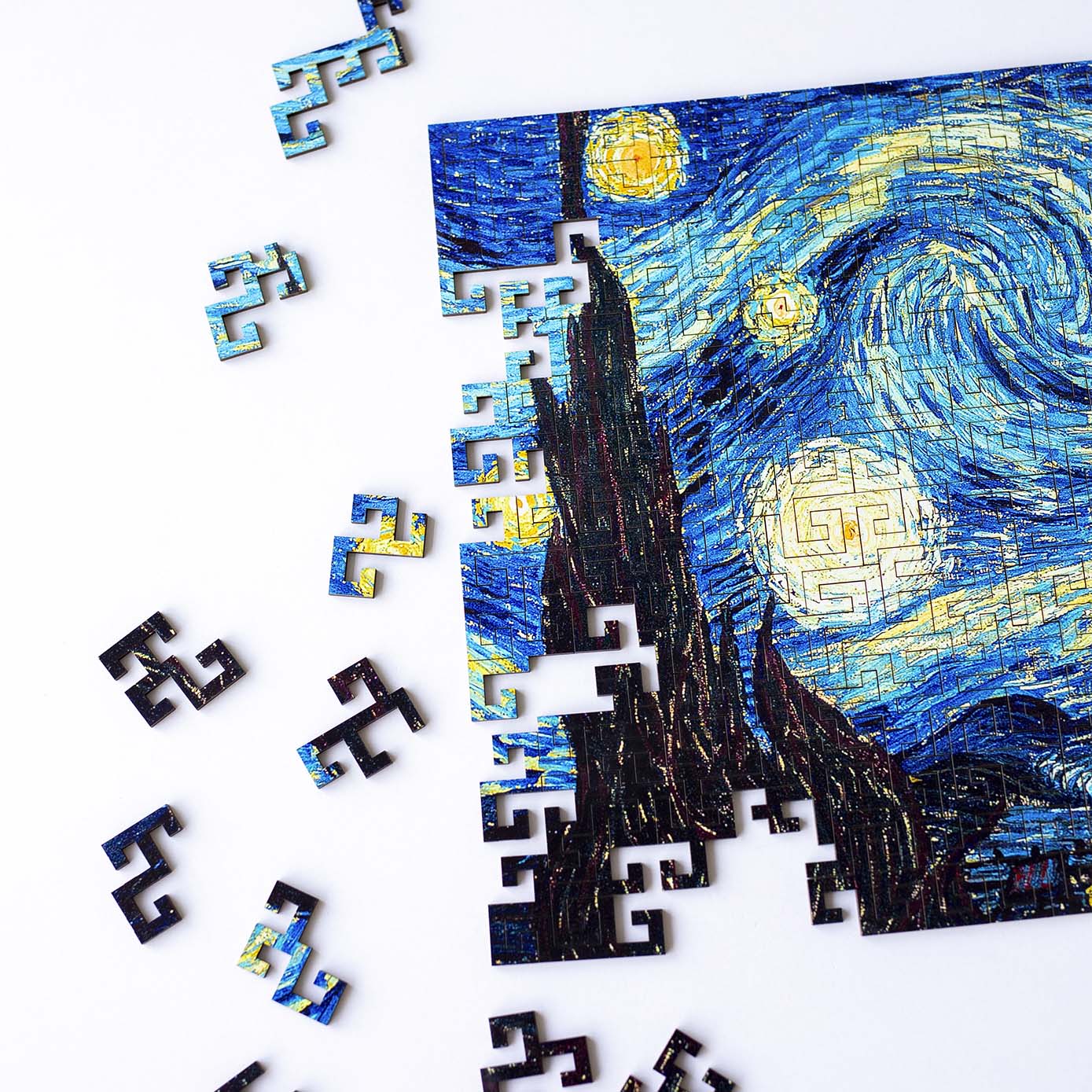 Wooden jigsaw maze puzzle The Starry Night (Vincent van Gogh)