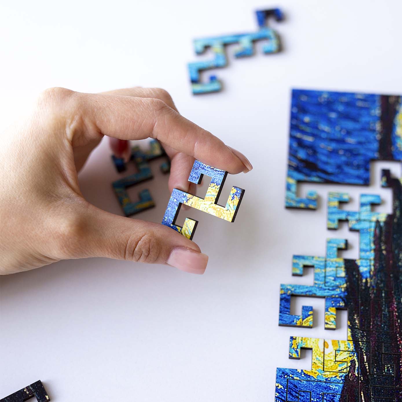 Wooden jigsaw maze puzzle The Starry Night (Vincent van Gogh)