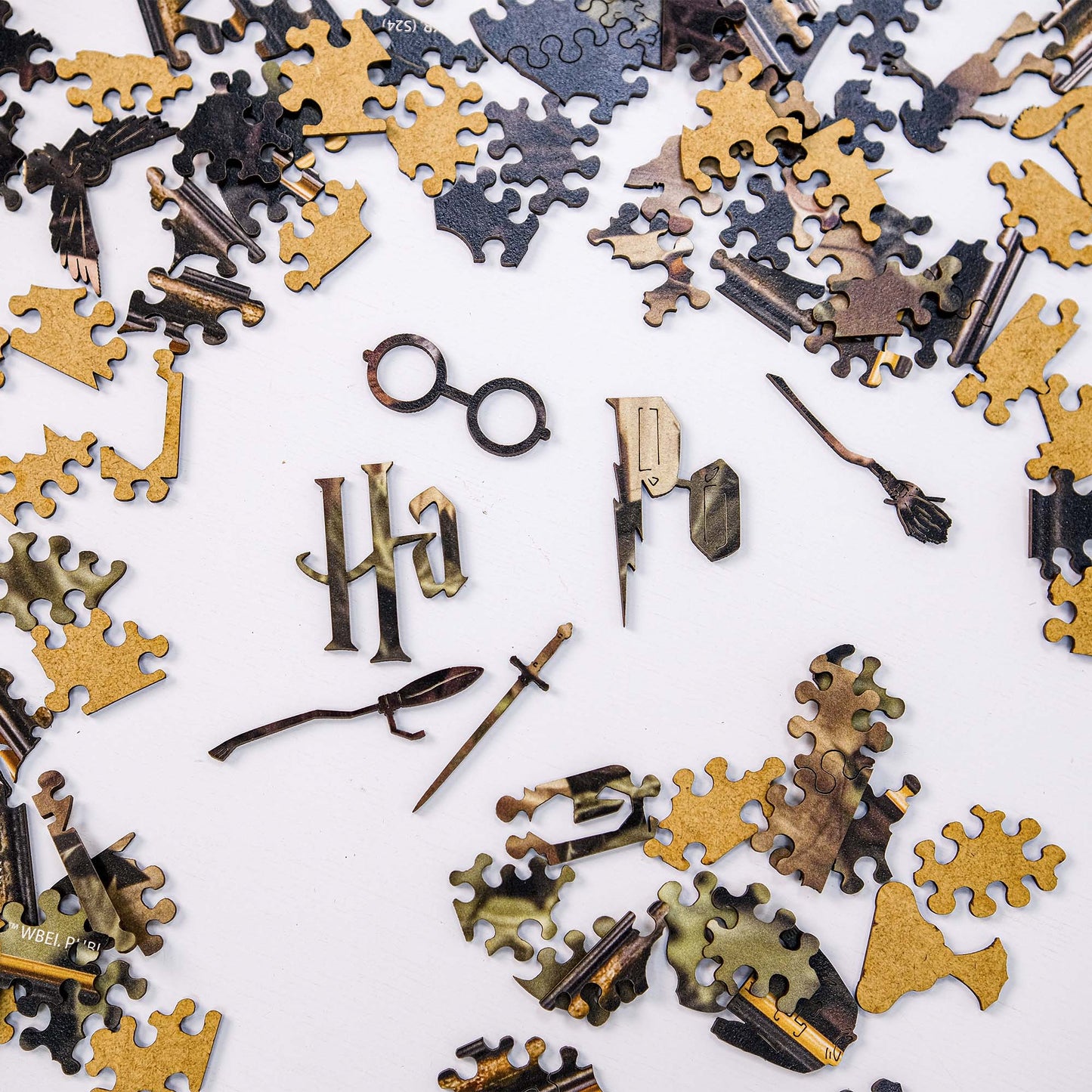 Wooden jigsaw puzzle Harry Potter Severus Snape™