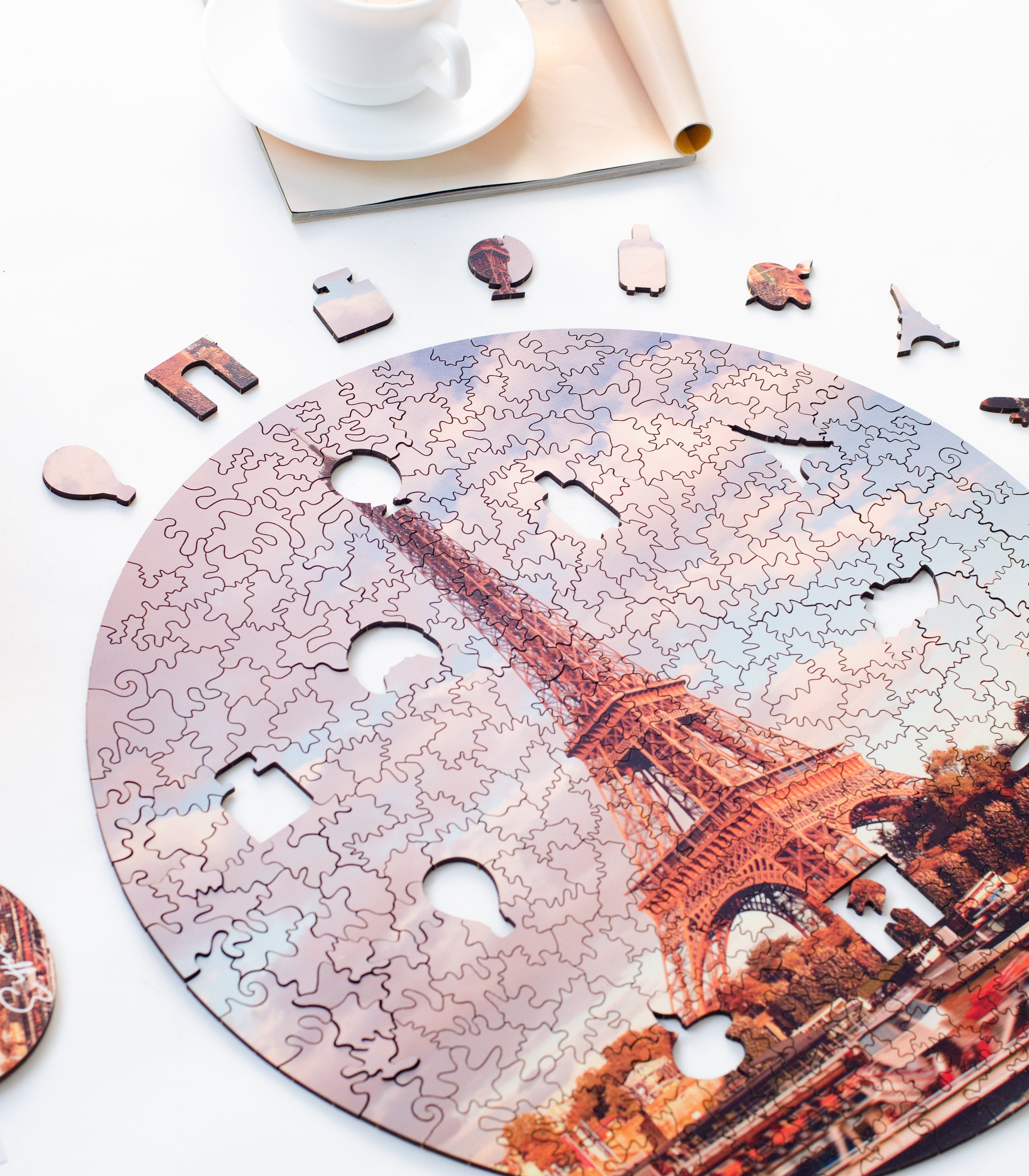 Puzzle The Eiffel Tower