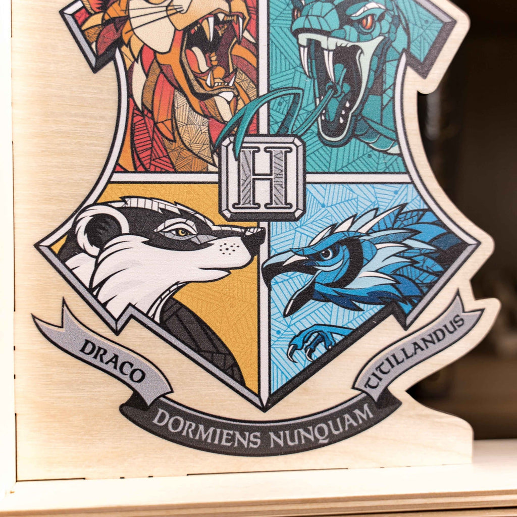 Majestic Hogwarts Crest
