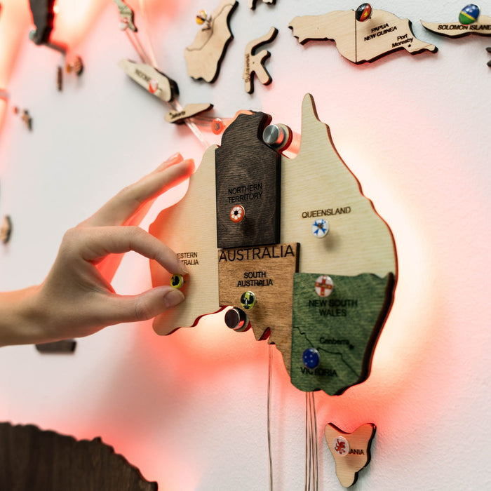 3D LED Wooden World Map 3.0 Nature (B2B)