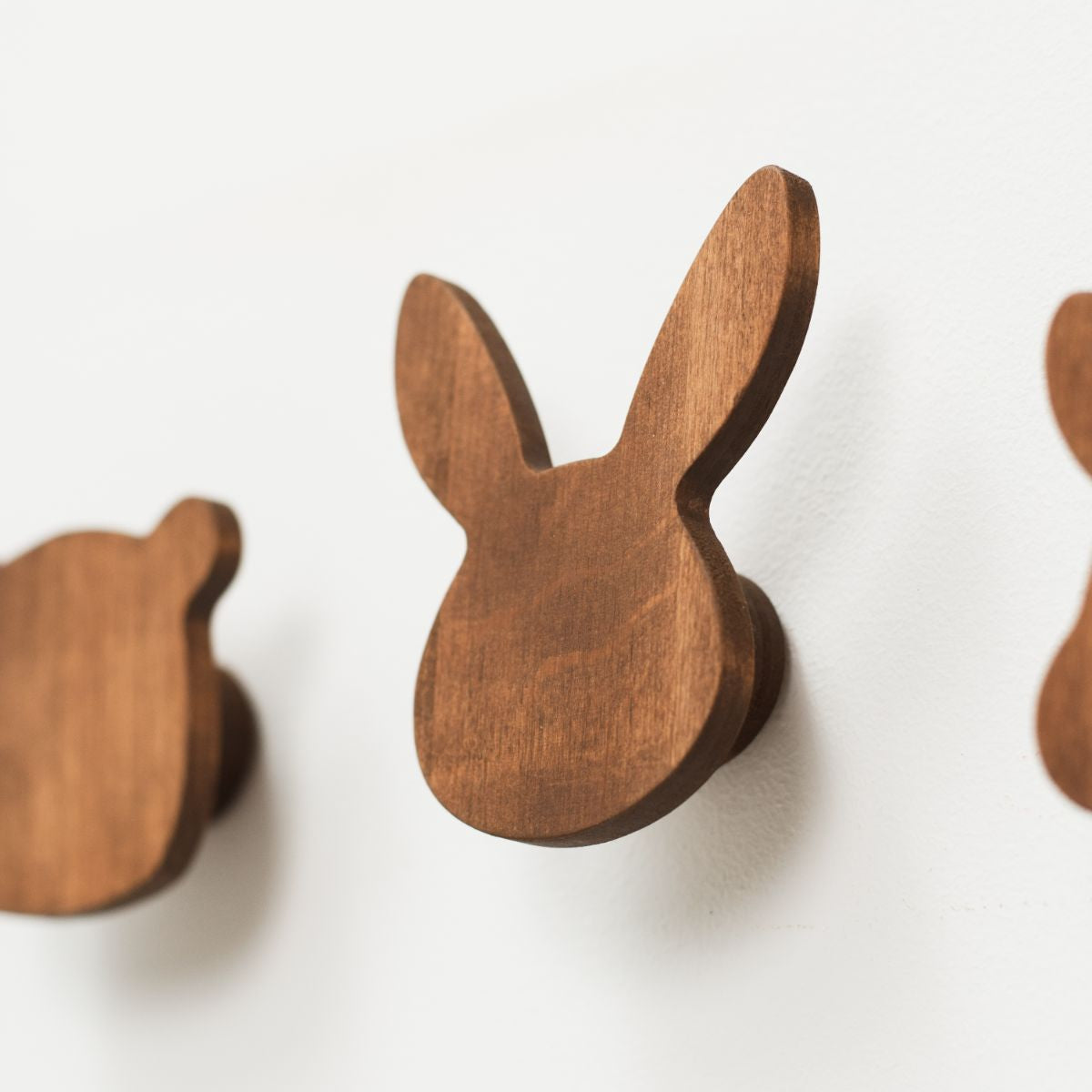 Nursery wall hangers