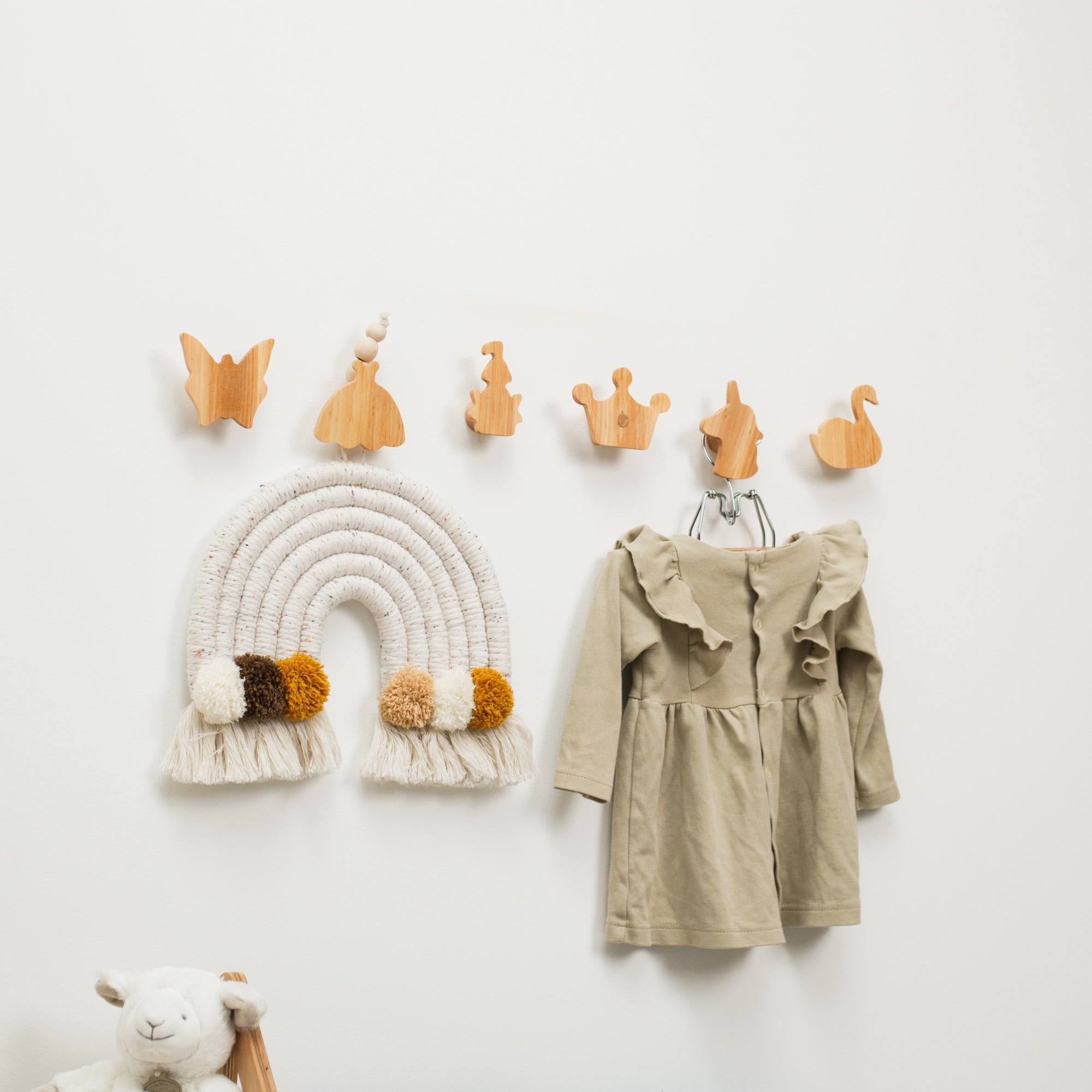 wooden circle wall hooks