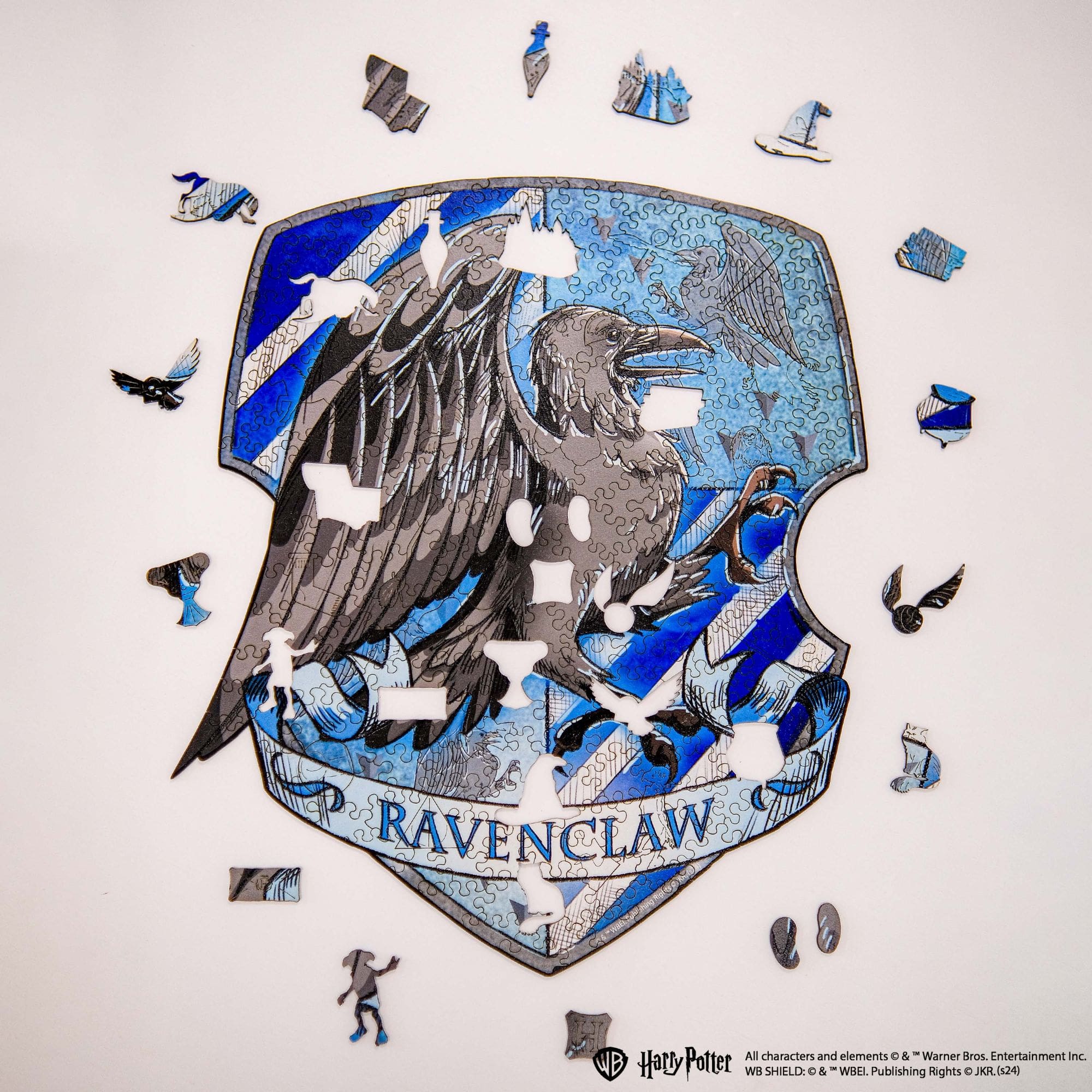 crest wooden puzzle