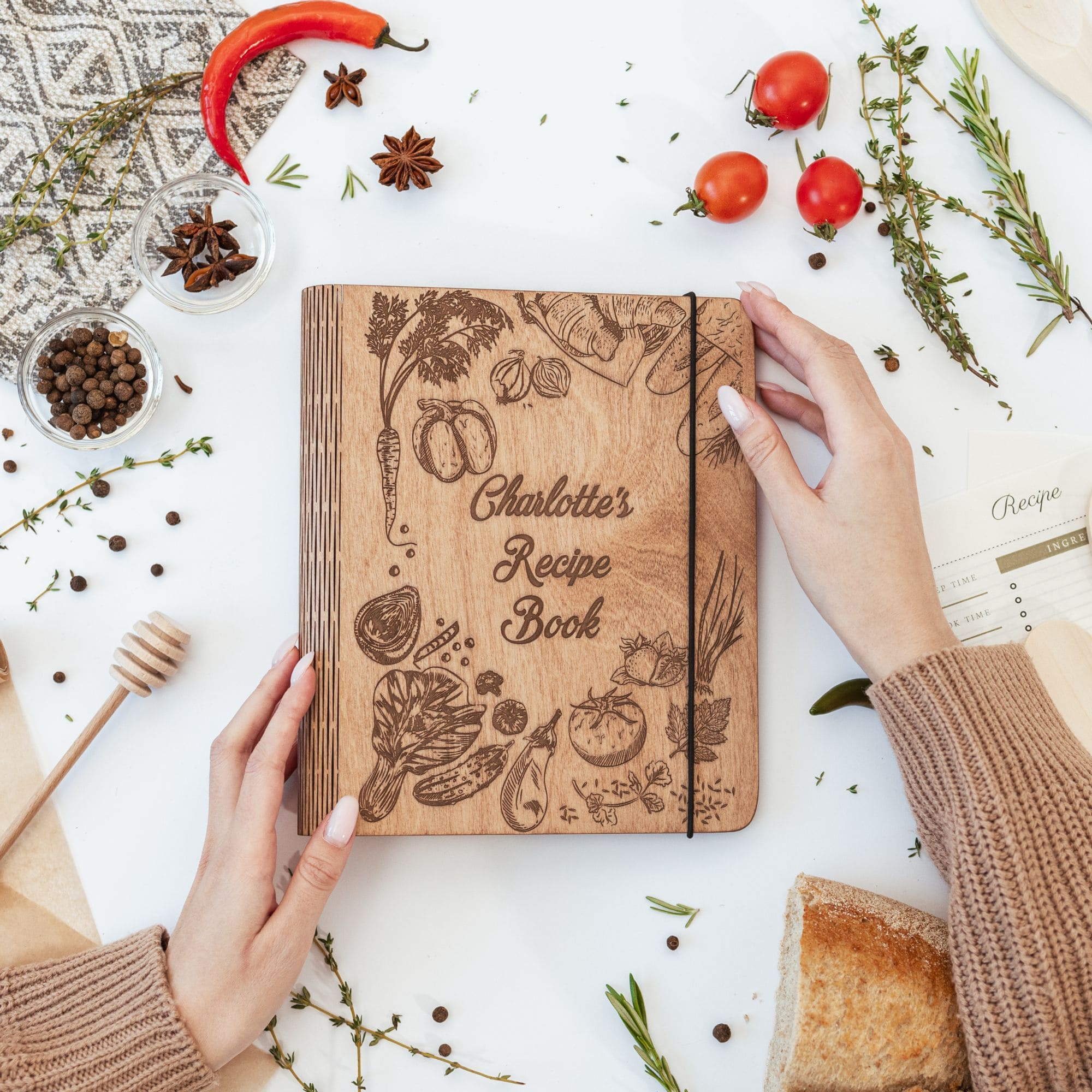 Дерев'яна книга рецептів - тема перців