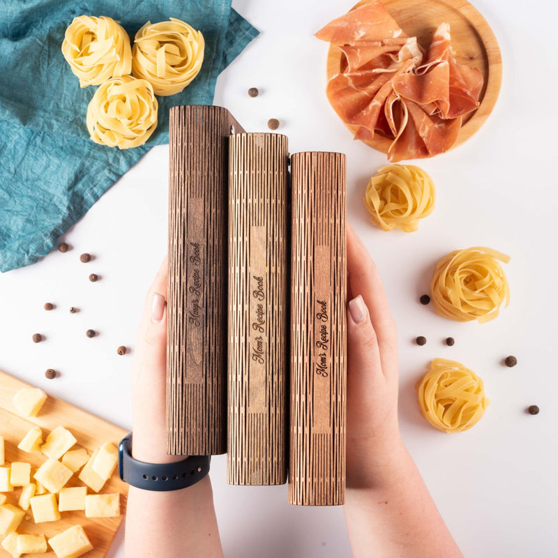 Wooden Recipe Book – Tomatoes Theme