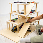 Іграшковий гараж з ліфтом