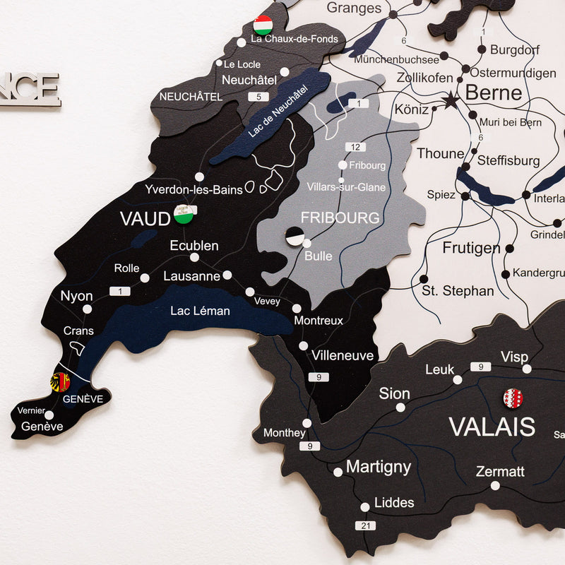 3D дерев'яна карта Європи різнокольорова 