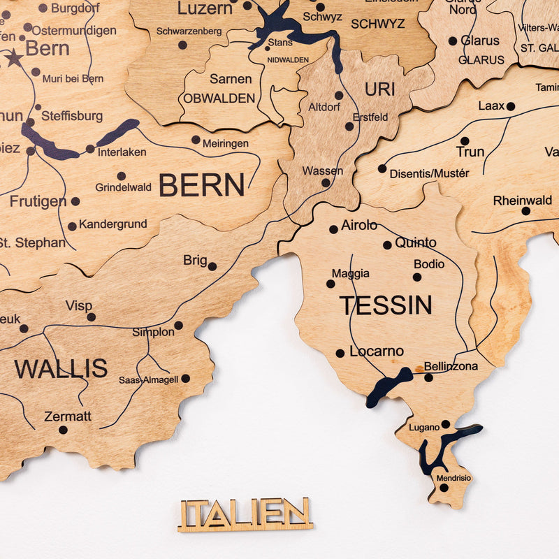 3D дерев'яна карта Європи різнокольорова 