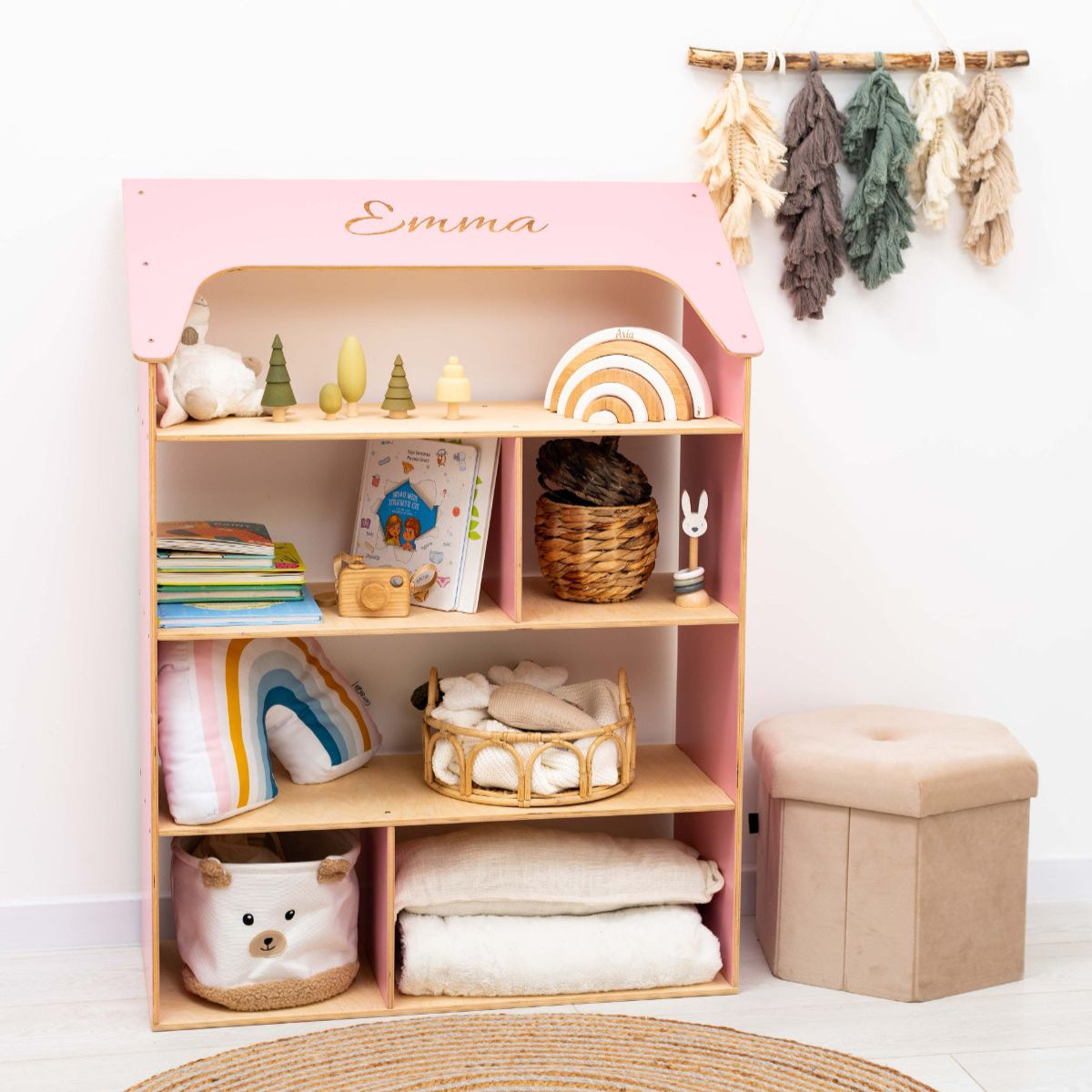 girls dollhouse bookshelf