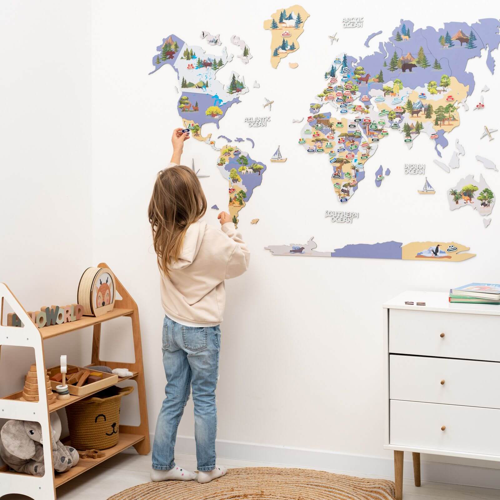 animal world map nursery