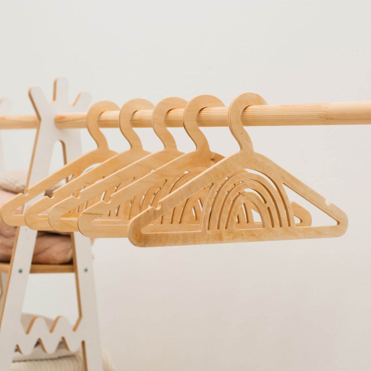 best hangers for toddler clothes