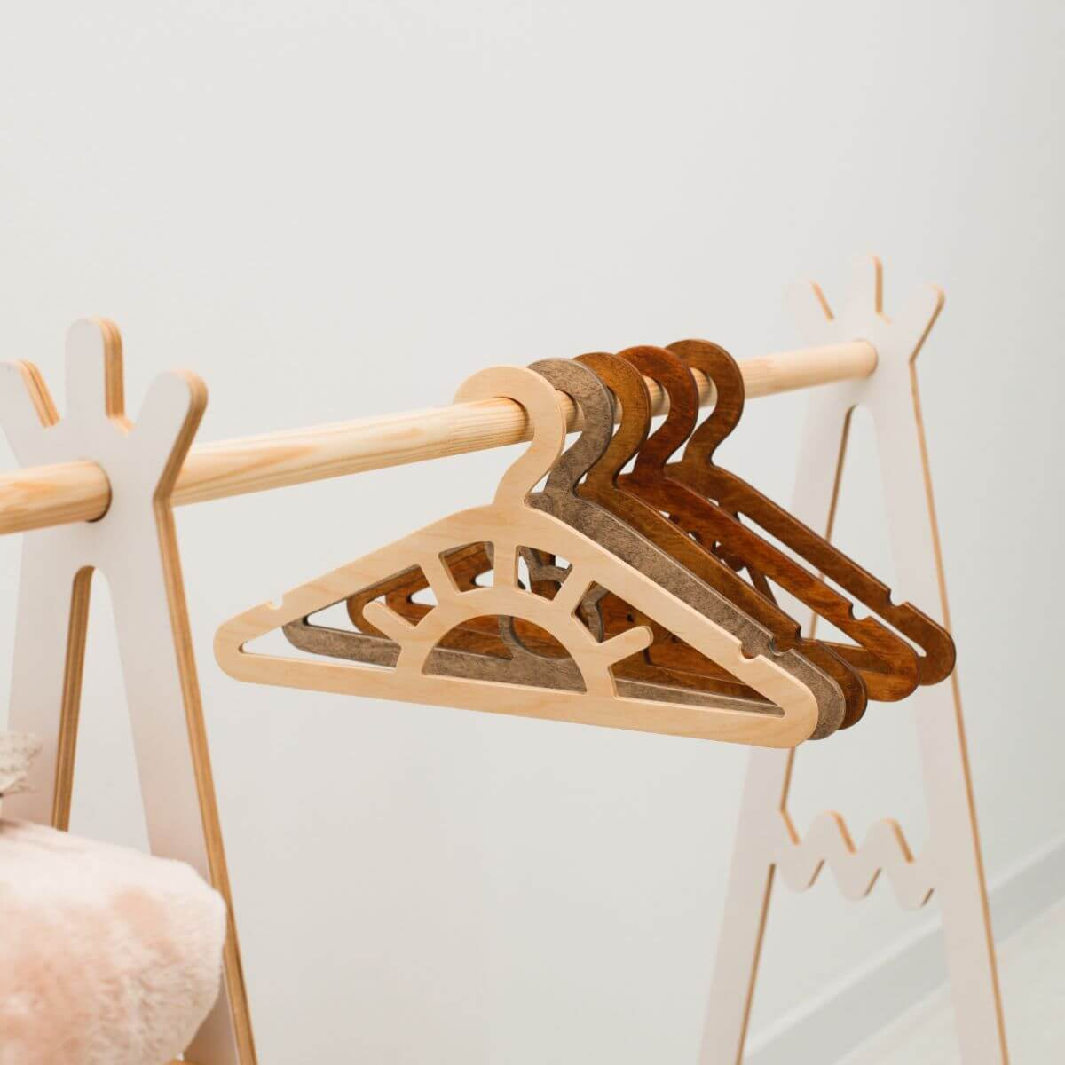 hangers for toddler clothes