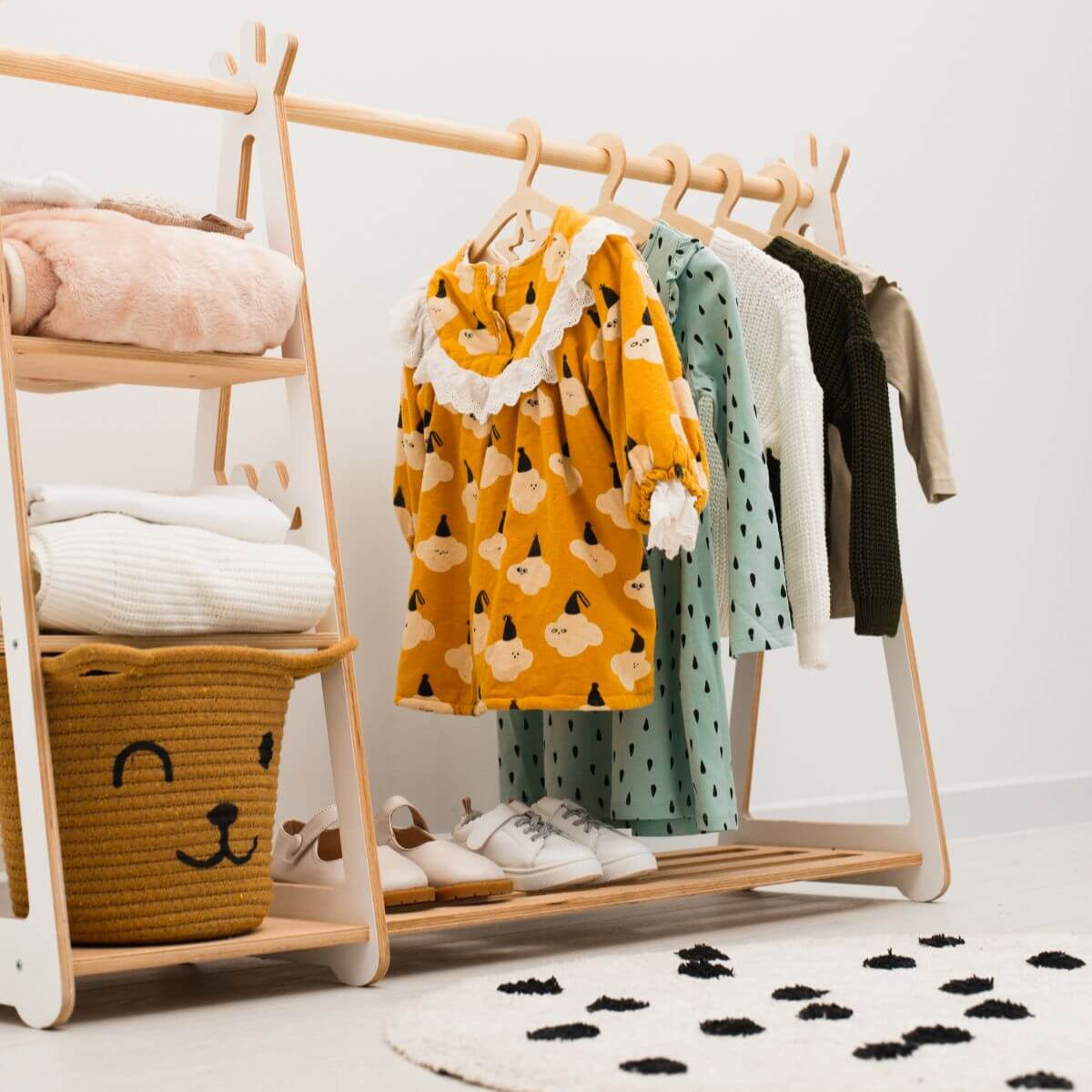 toddler wooden hangers