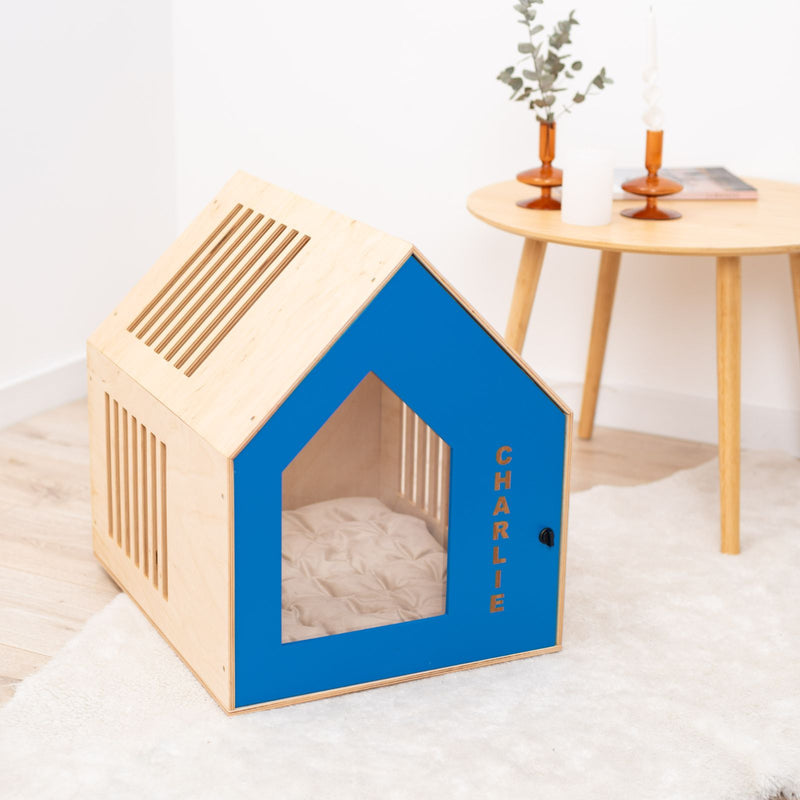 Booth-Style Wooden Dog House (B2B)
